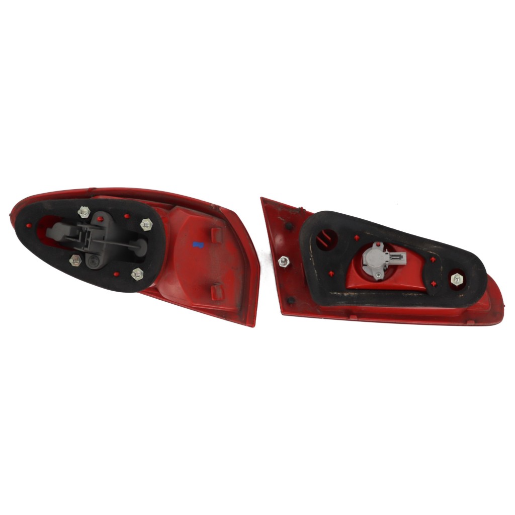 Feu arriere principal droit (feux) pour ALFA ROMEO 147 PHASE 2 Feu arriere principal droit (feux) pour ALFA ROMEO 147 PHASE 2