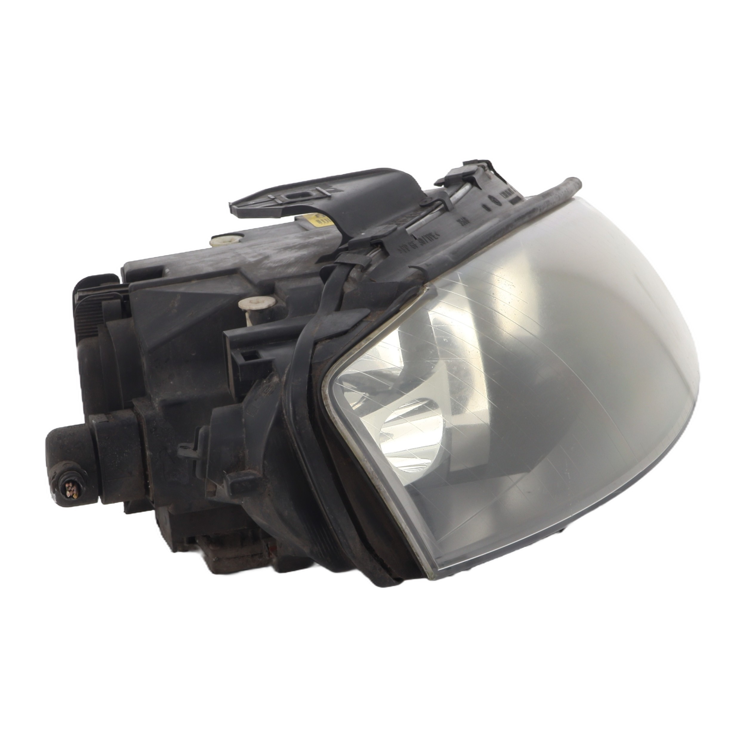 Optique avant principal droit (feux)(phare) pour AUDI A3 2 PHASE 1 Optique avant principal droit (feux)(phare) pour AUDI A3 2 PHASE 1