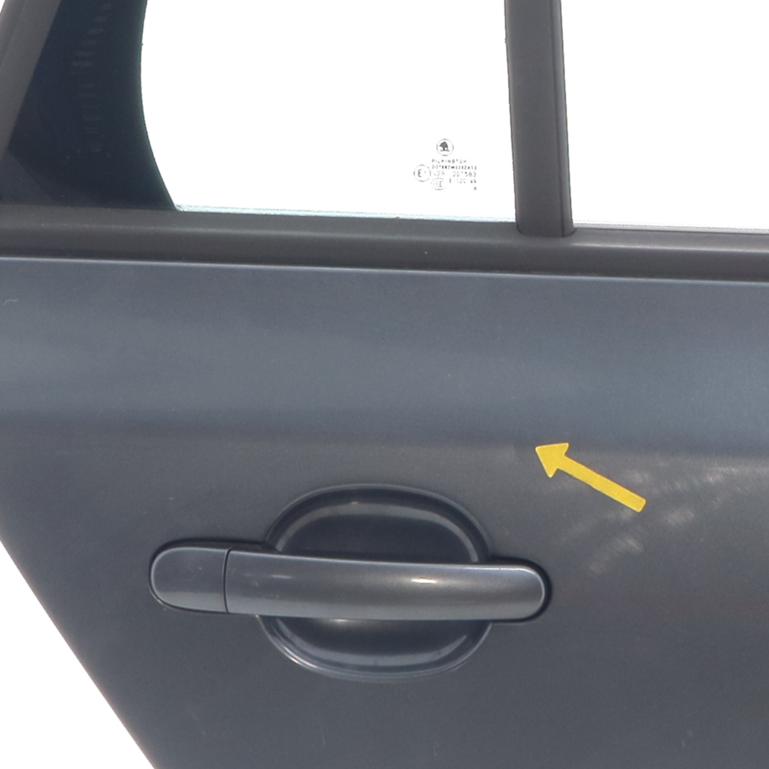 Porte arriere droit pour SKODA FABIA 2 PHASE 1 BREAK Porte arriere droit pour SKODA FABIA 2 PHASE 1 BREAK