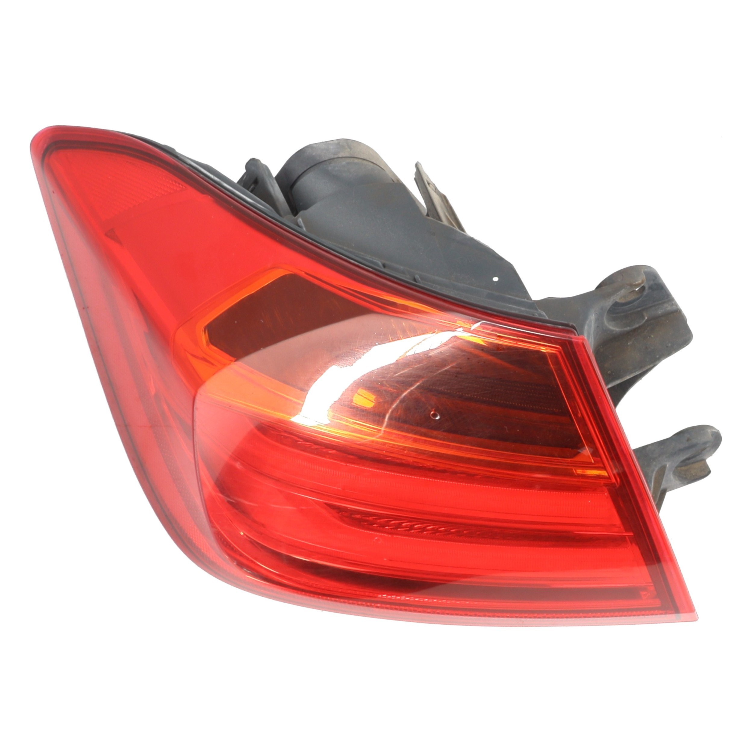 Feu arriere principal gauche (feux) pour BMW SERIE 3 F30 PHASE 1 Feu arriere principal gauche (feux) pour BMW SERIE 3 F30 PHASE 1