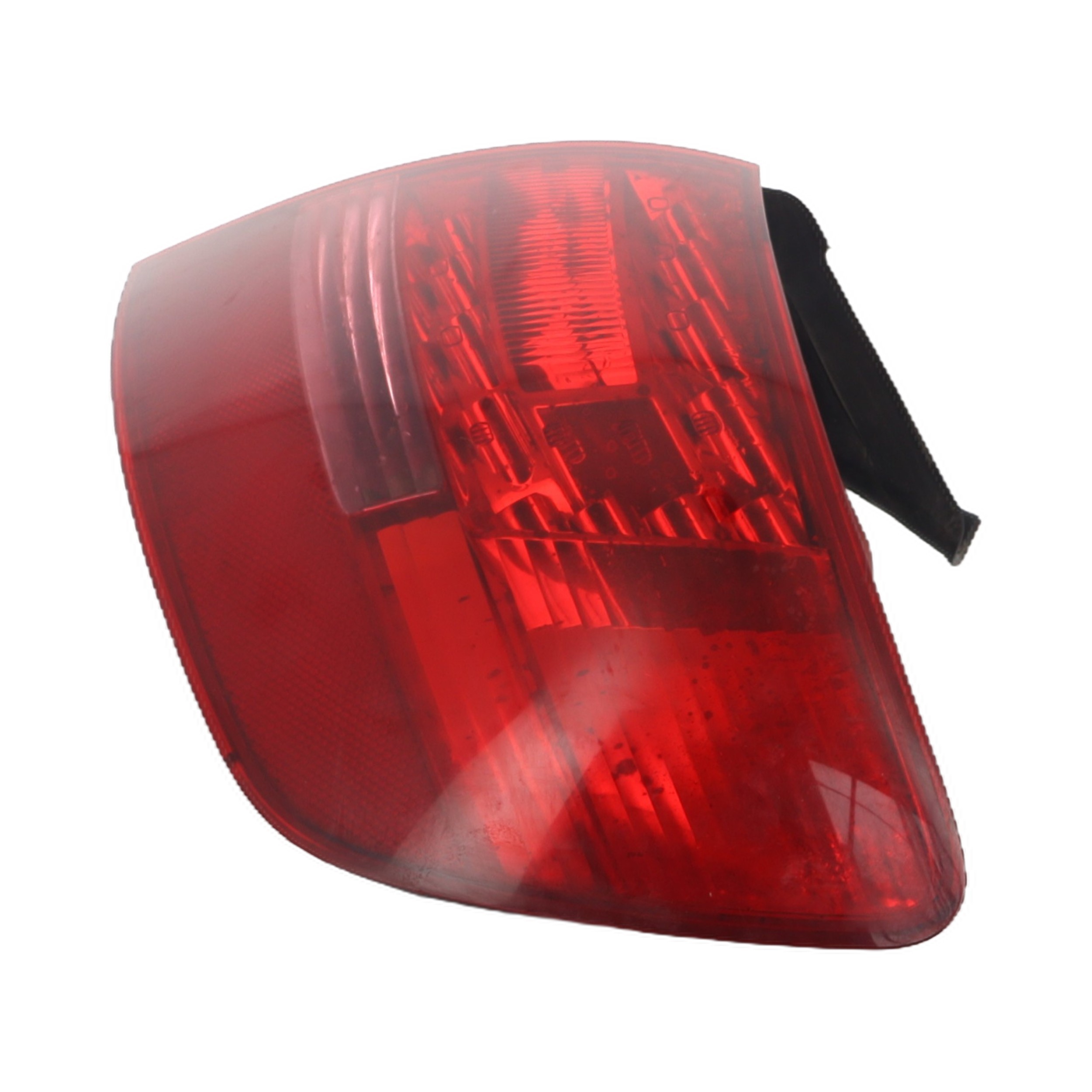 Feu arriere principal droit (feux) pour AUDI A6 3 AVANT PHASE 1 BREAK Feu arriere principal droit (feux) pour AUDI A6 3 AVANT PHASE 1 BREAK