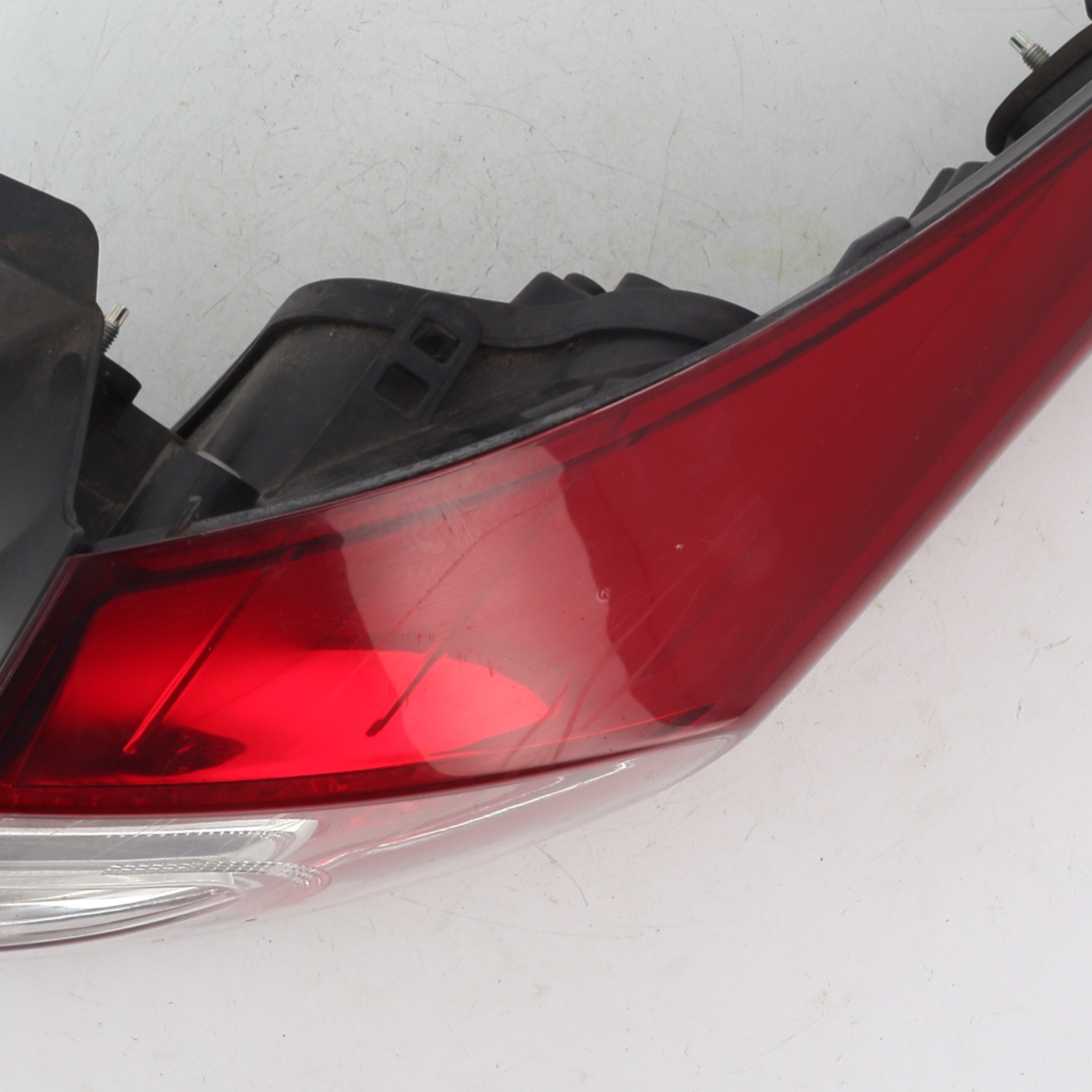 Feu arriere principal droit (feux) pour RENAULT MEGANE 3 PHASE 2 BREAK Feu arriere principal droit (feux) pour RENAULT MEGANE 3 PHASE 2 BREAK
