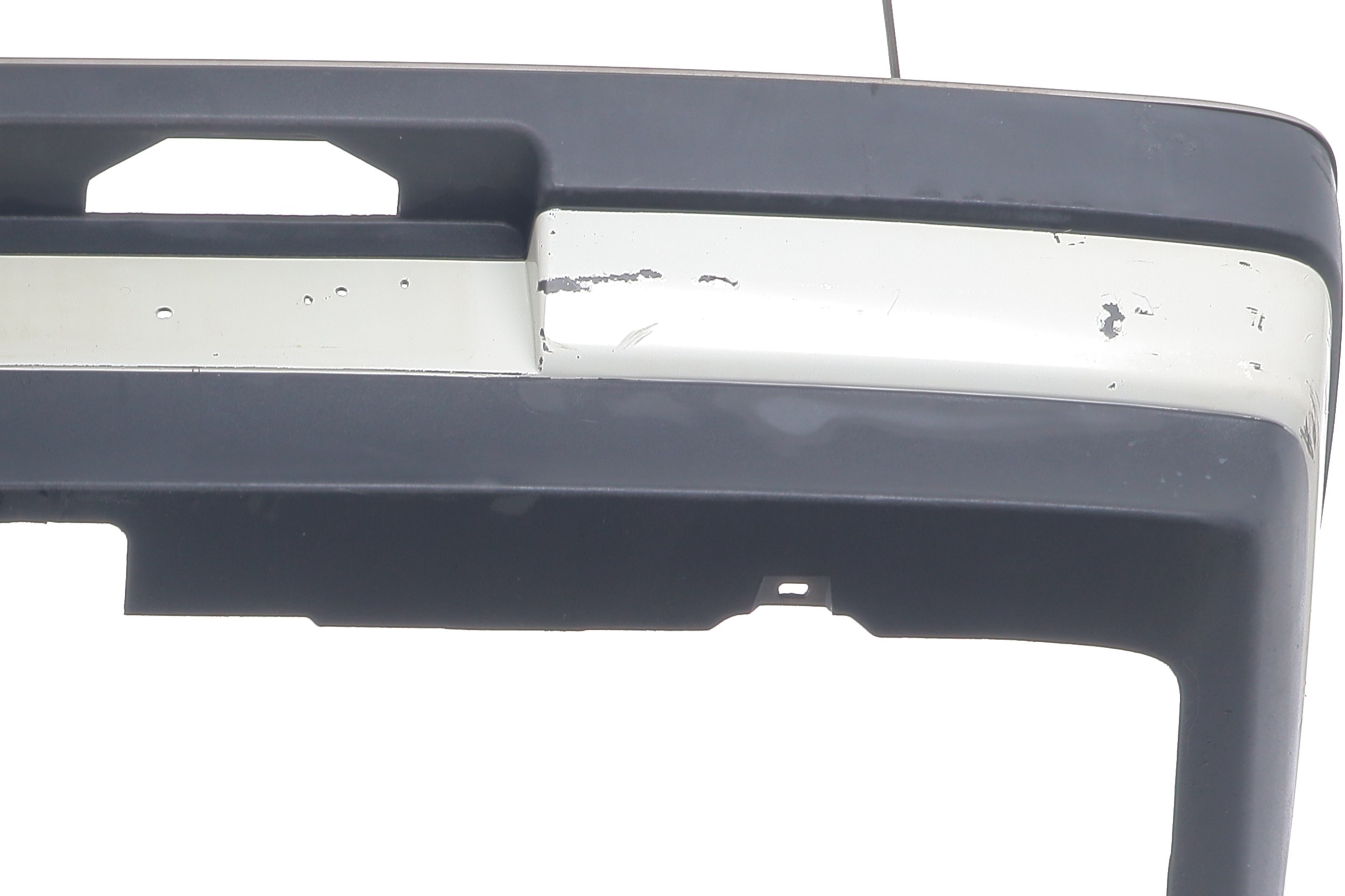 Pare choc arriere pour PEUGEOT 405 PHASE 1 Pare choc arriere pour PEUGEOT 405 PHASE 1