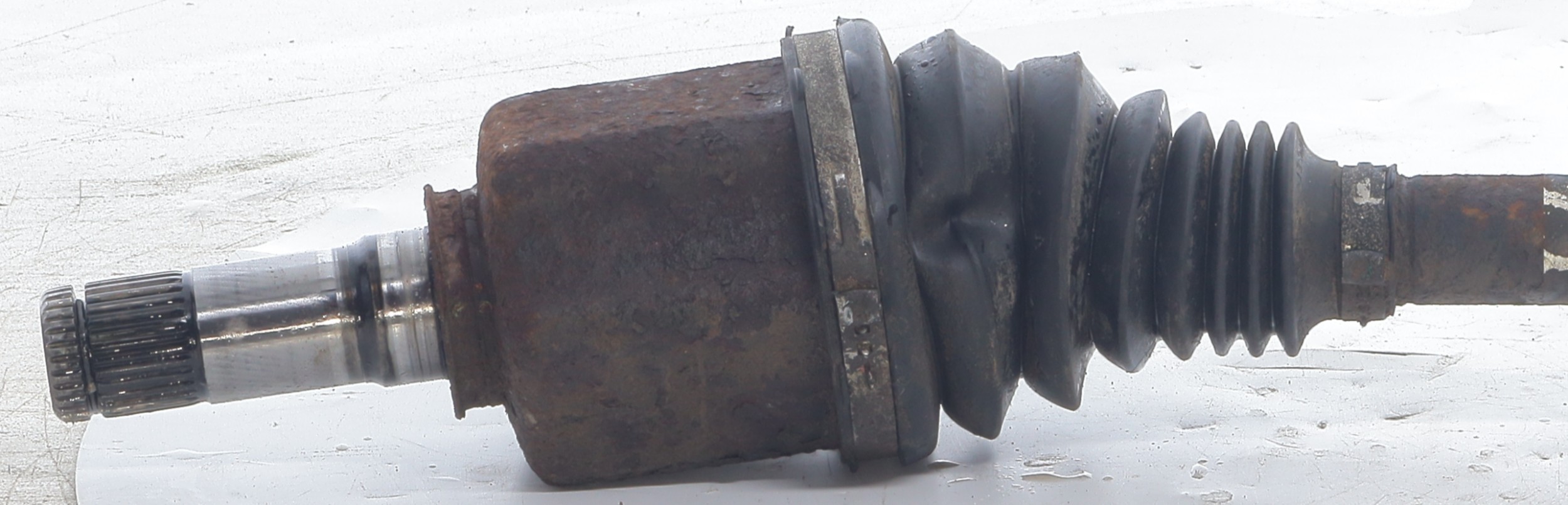 Cardan droit (transmission) pour FORD RANGER 4 PHASE 2 Cardan droit (transmission) pour FORD RANGER 4 PHASE 2