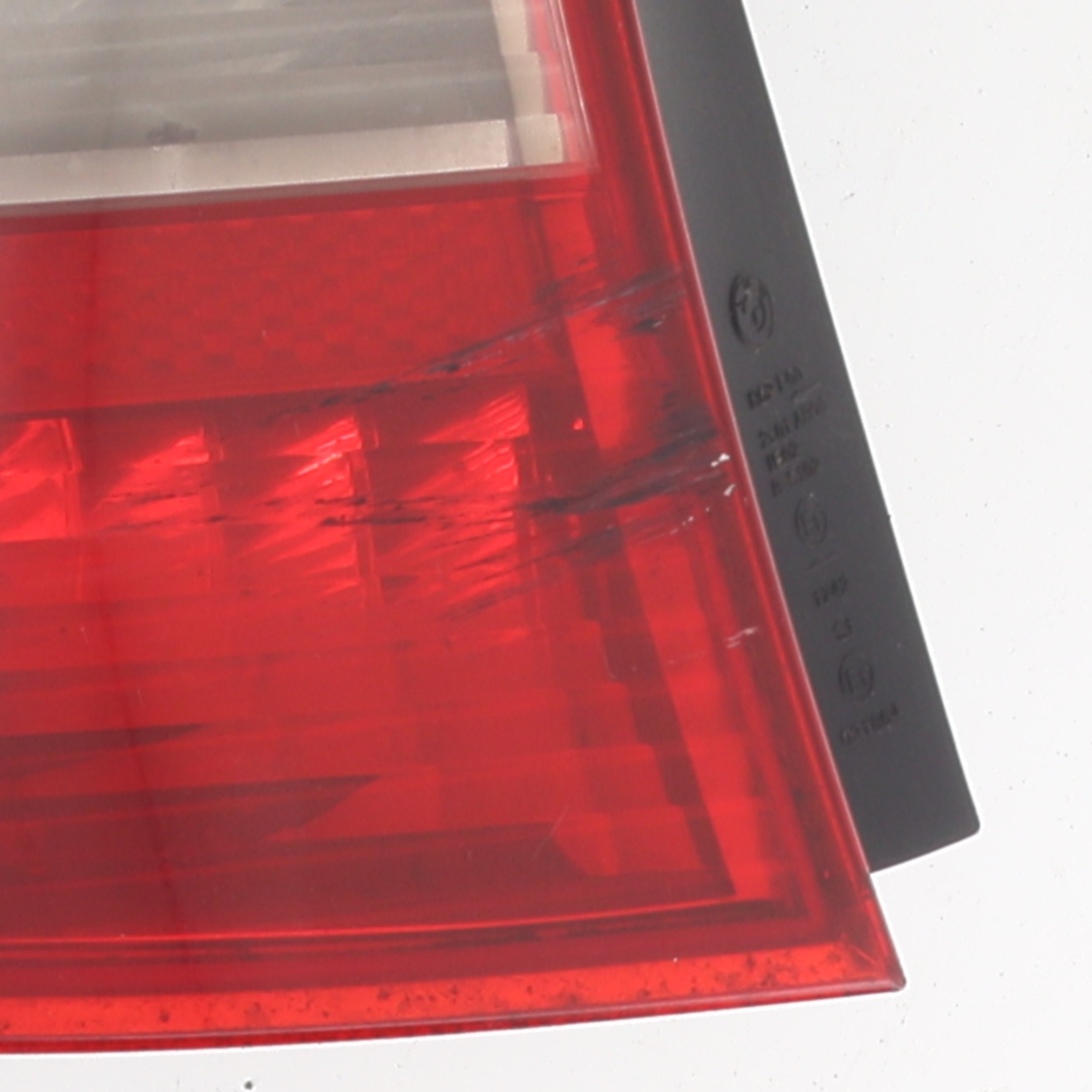 Feu arriere principal gauche (feux) pour BMW SERIE 1 E87 PHASE 1 Feu arriere principal gauche (feux) pour BMW SERIE 1 E87 PHASE 1