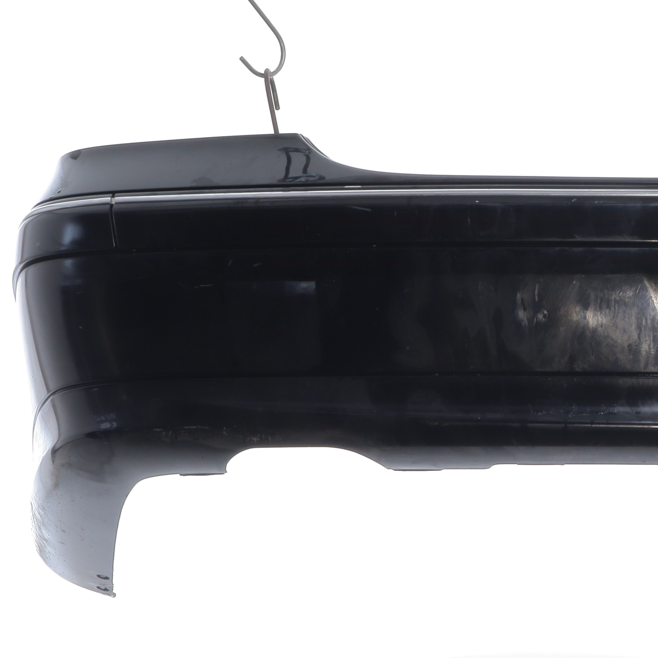 Pare choc arriere pour MERCEDES CLASSE C (203) Pare choc arriere pour MERCEDES CLASSE C (203)