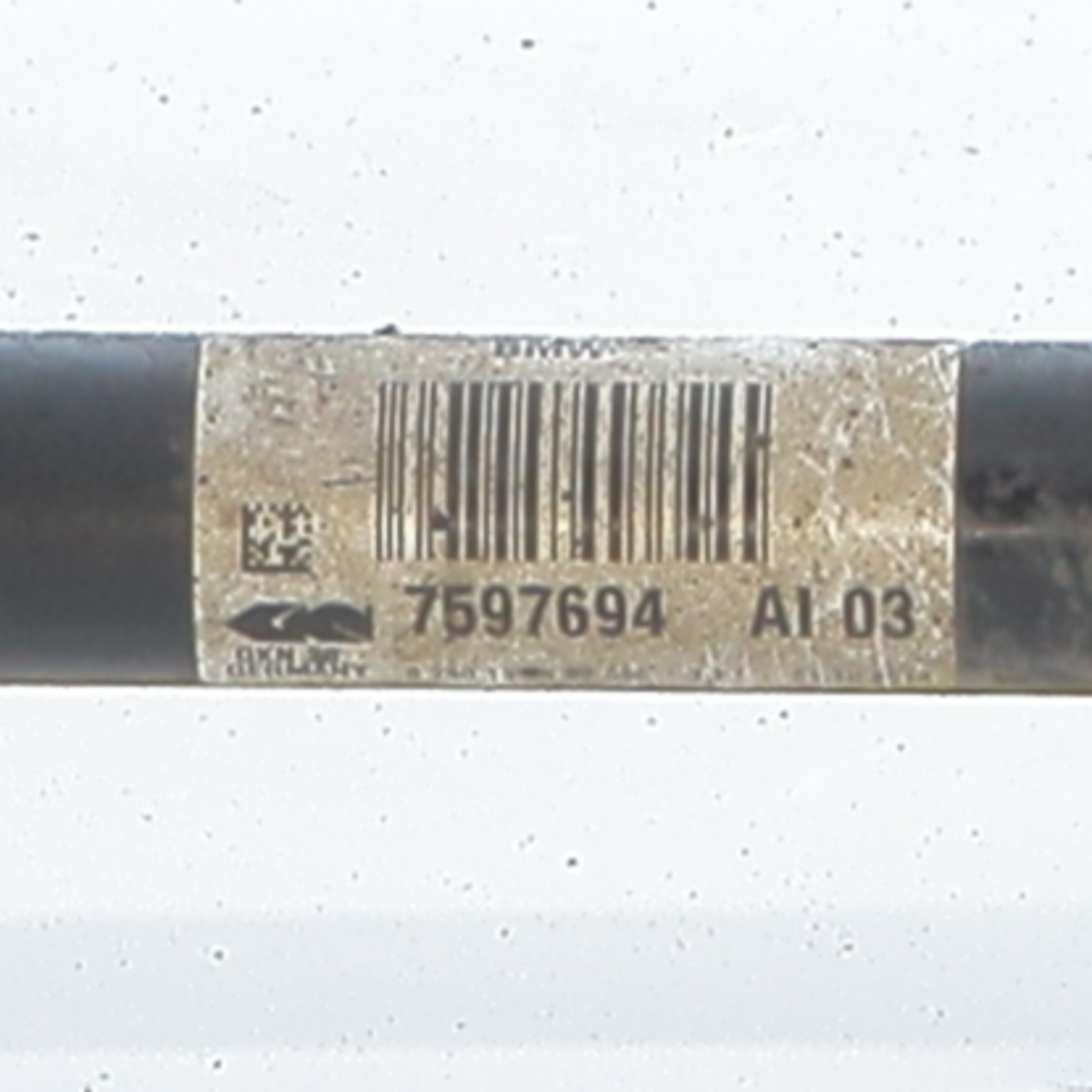 Cardan droit (transmission) pour BMW SERIE 1 F20 PHASE 1 Cardan droit (transmission) pour BMW SERIE 1 F20 PHASE 1