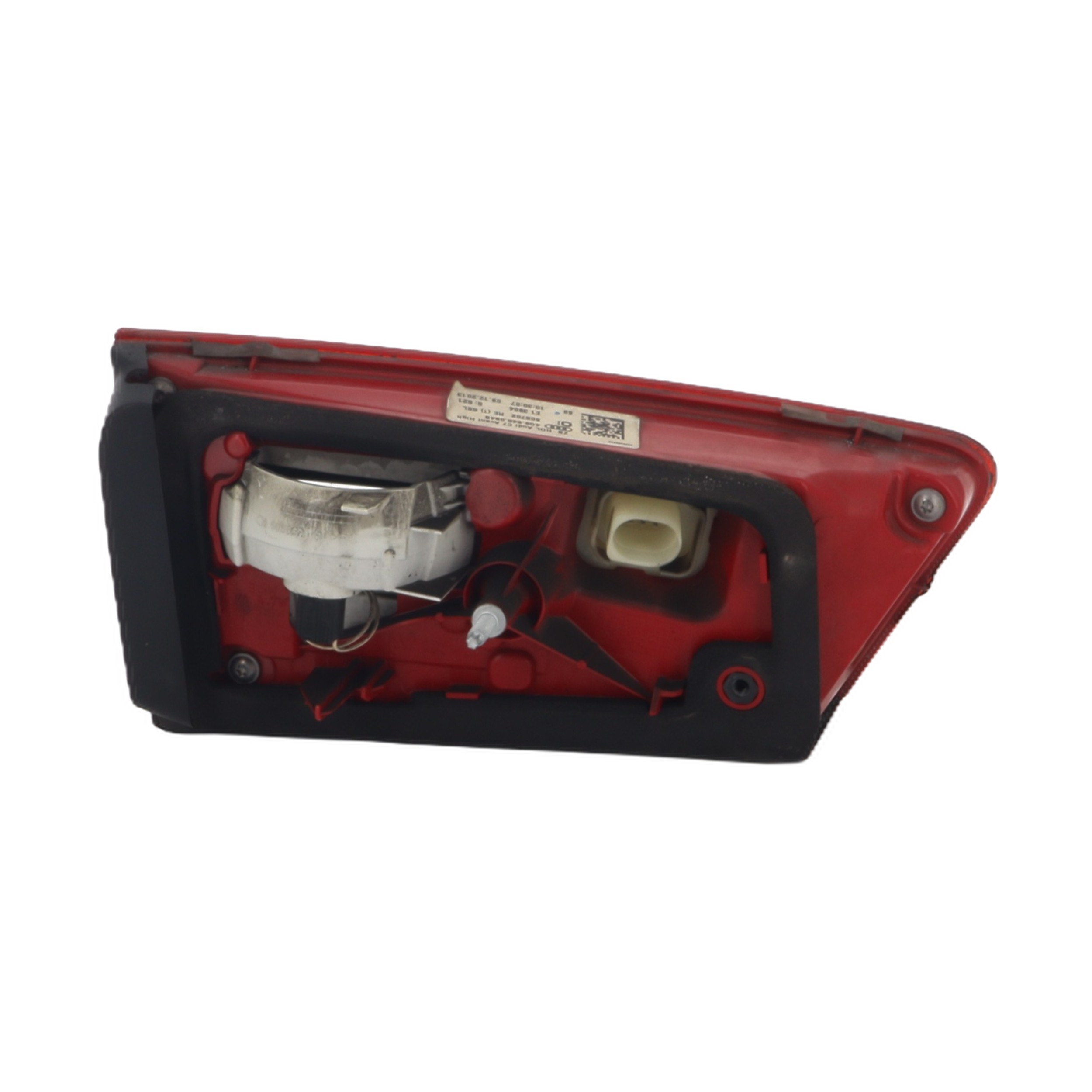 Feu arriere secondaire droit (feux) pour AUDI A6 4 AVANT PHASE 1 BREAK Feu arriere secondaire droit (feux) pour AUDI A6 4 AVANT PHASE 1 BREAK