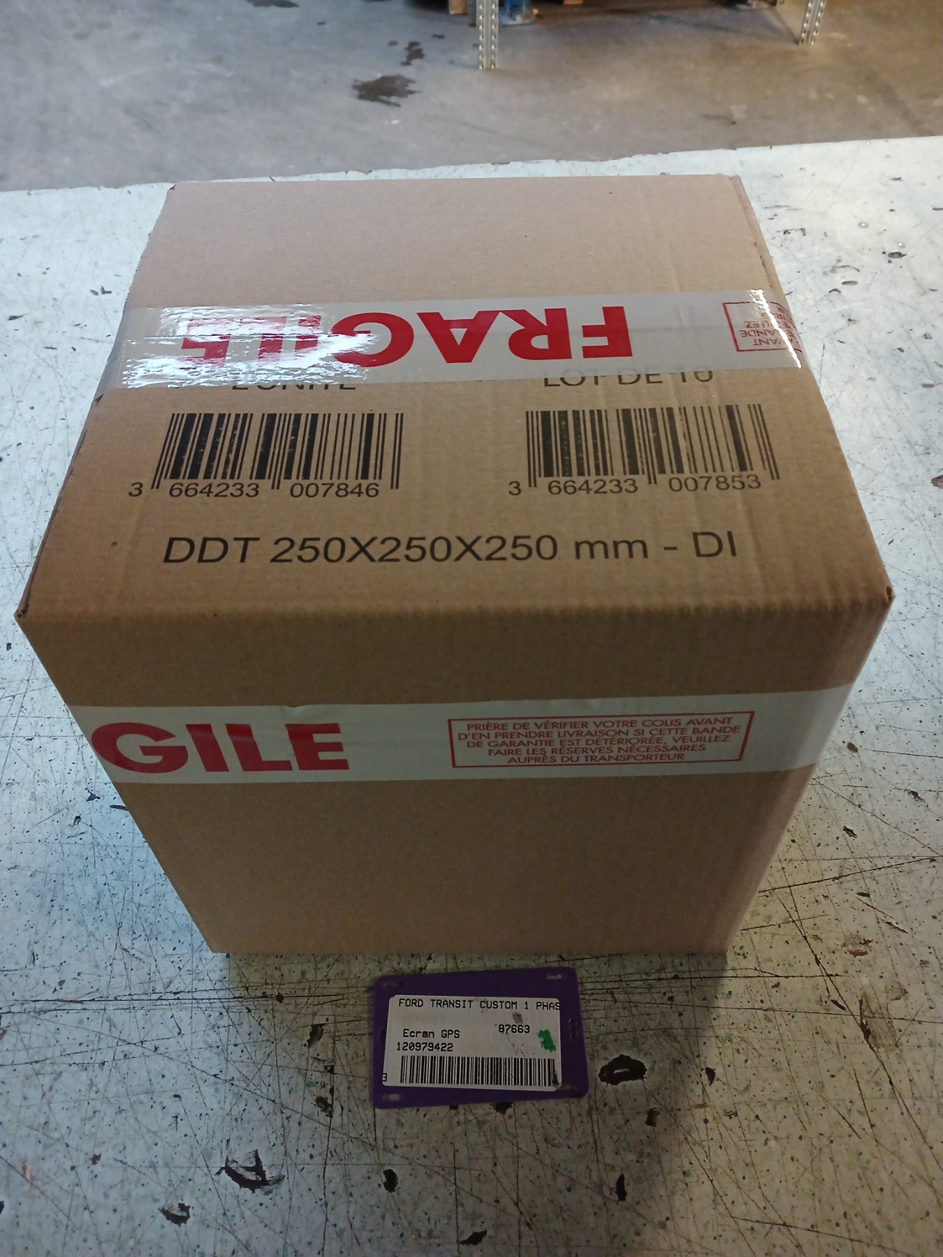 Ecran GPS pour FORD TRANSIT CUSTOM 1 PHASE 2 Ecran GPS pour FORD TRANSIT CUSTOM 1 PHASE 2