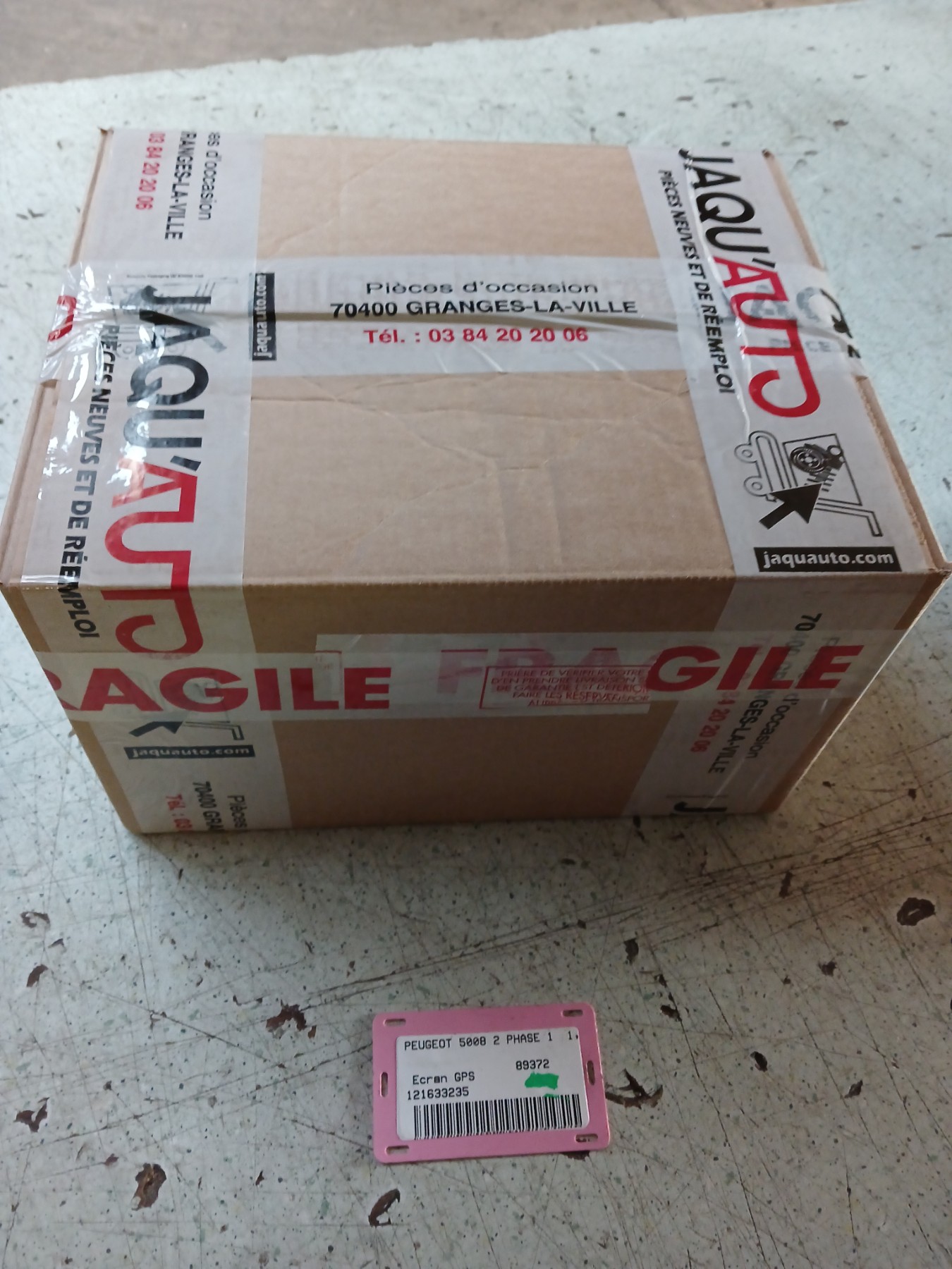 Ecran GPS pour PEUGEOT 5008 2 PHASE 1 Ecran GPS pour PEUGEOT 5008 2 PHASE 1
