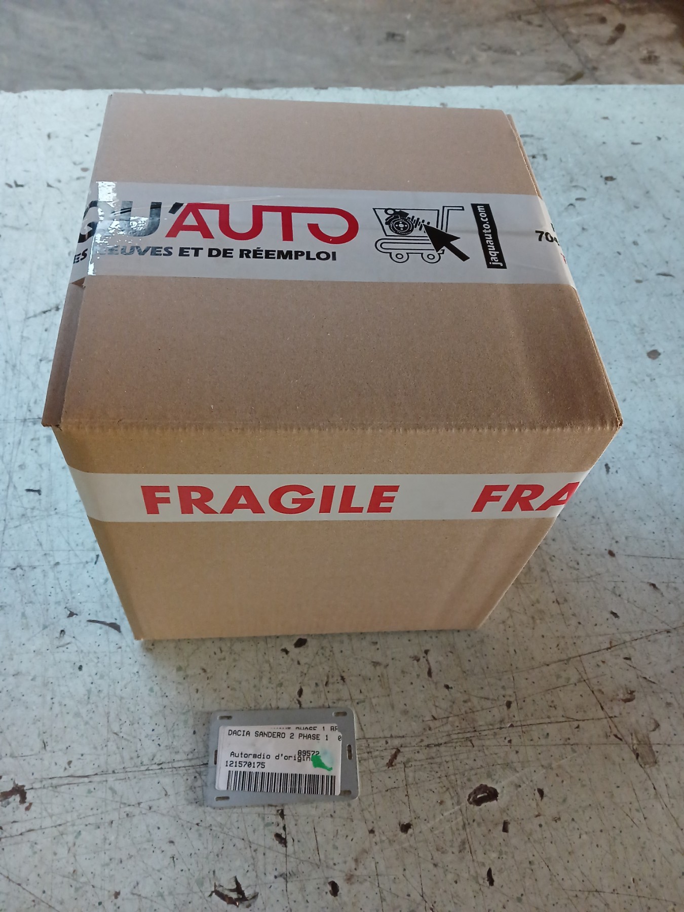 Autoradio d'origine pour DACIA SANDERO 2 PHASE 1 Autoradio d'origine pour DACIA SANDERO 2 PHASE 1