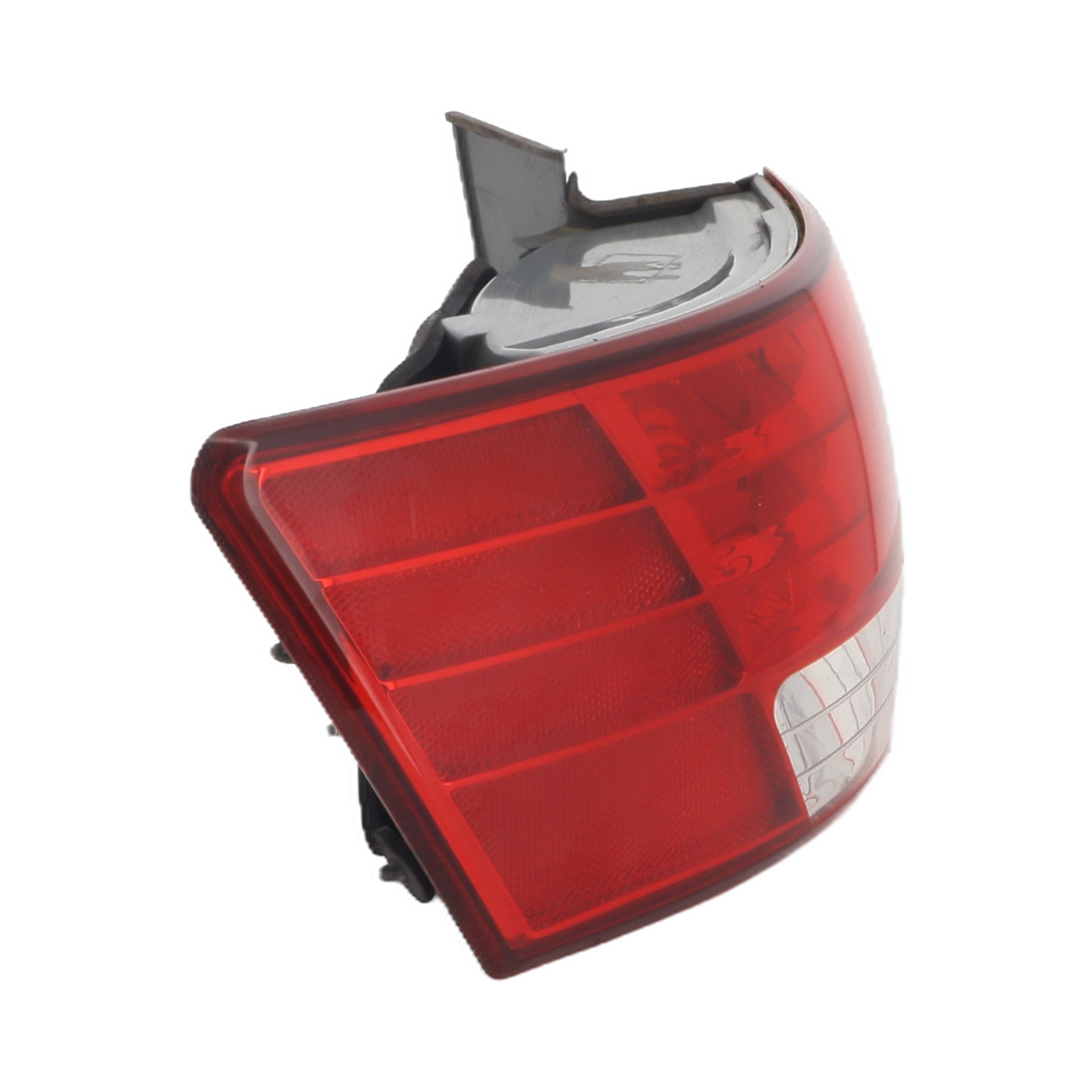 Feu arriere principal gauche (feux) pour HYUNDAI SONATA 5 Feu arriere principal gauche (feux) pour HYUNDAI SONATA 5