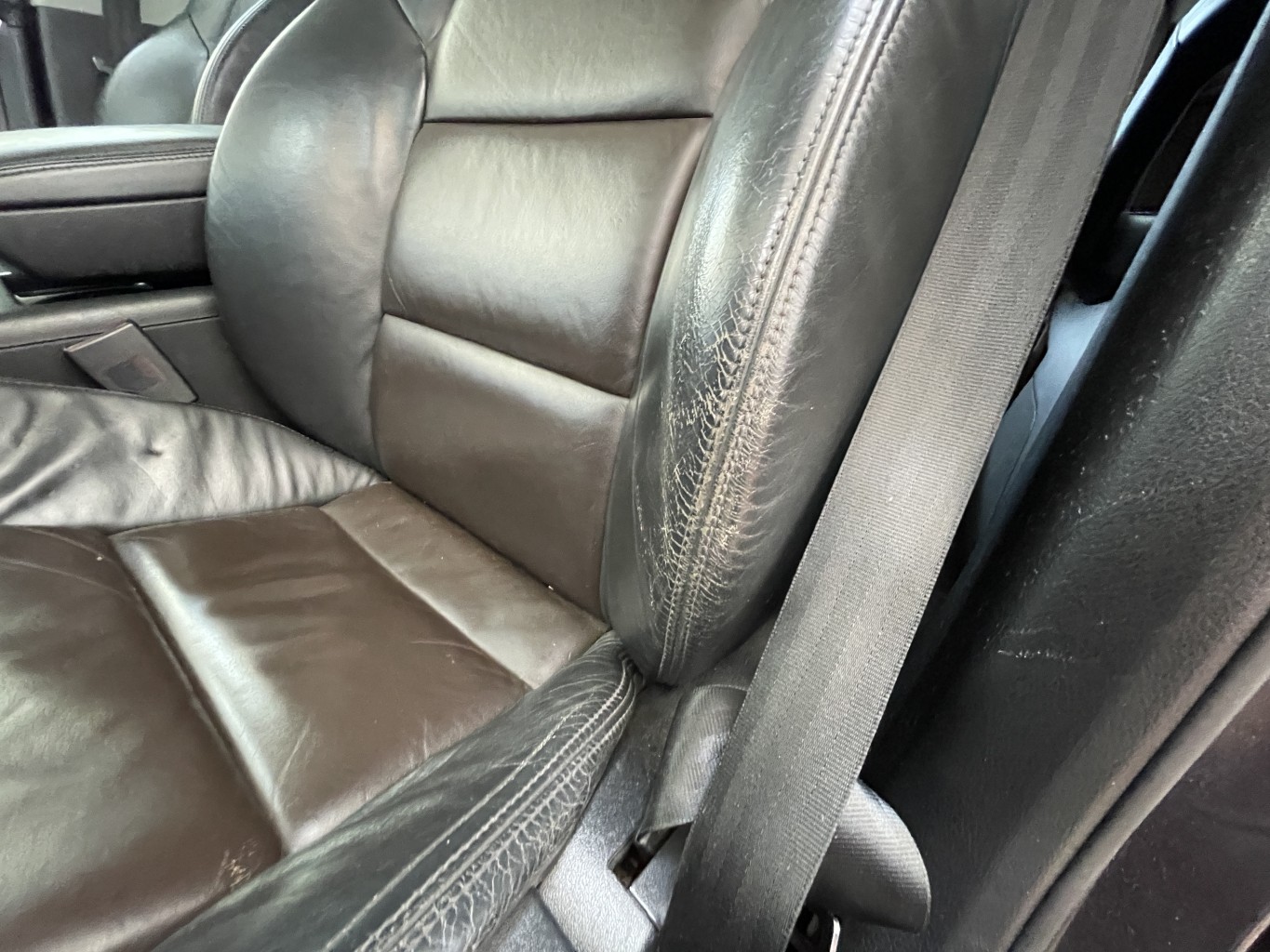 Siege avant gauche pour AUDI A6 3 ALLROAD PHASE 1 BREAK Siege avant gauche pour AUDI A6 3 ALLROAD PHASE 1 BREAK