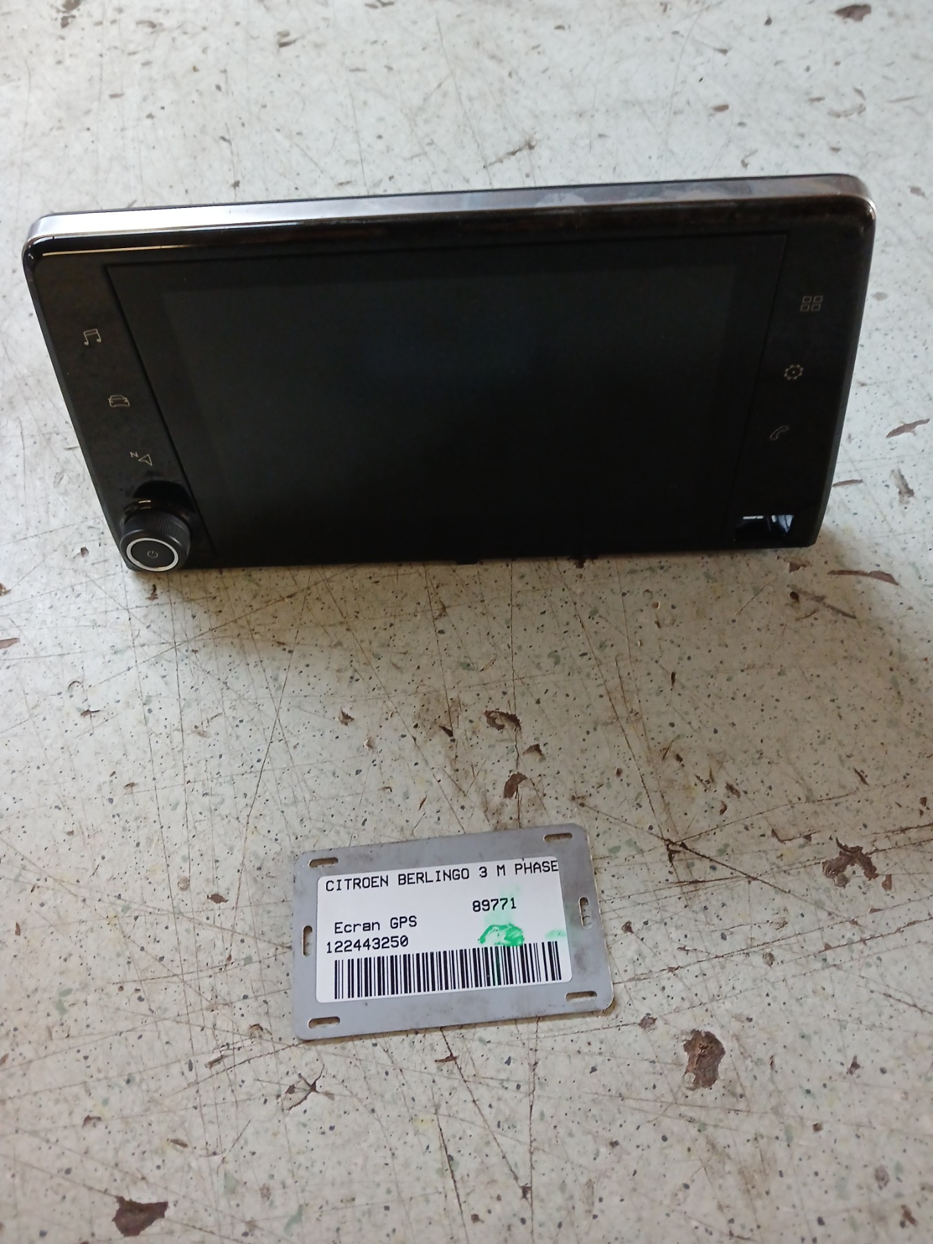Ecran GPS pour CITROEN BERLINGO 3 M PHASE 1 Ecran GPS pour CITROEN BERLINGO 3 M PHASE 1