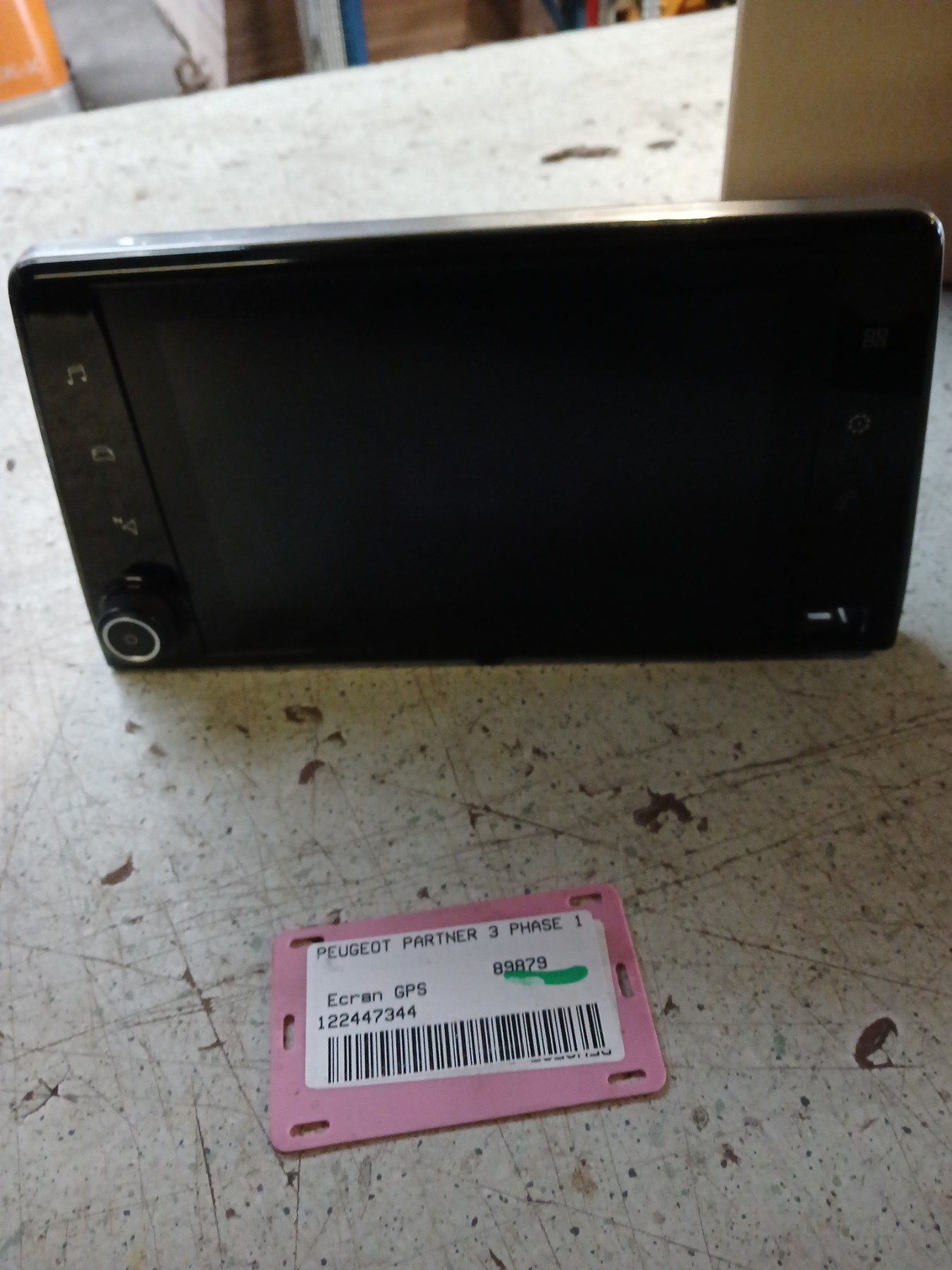 Ecran GPS pour PEUGEOT PARTNER 3 PHASE 1 Ecran GPS pour PEUGEOT PARTNER 3 PHASE 1