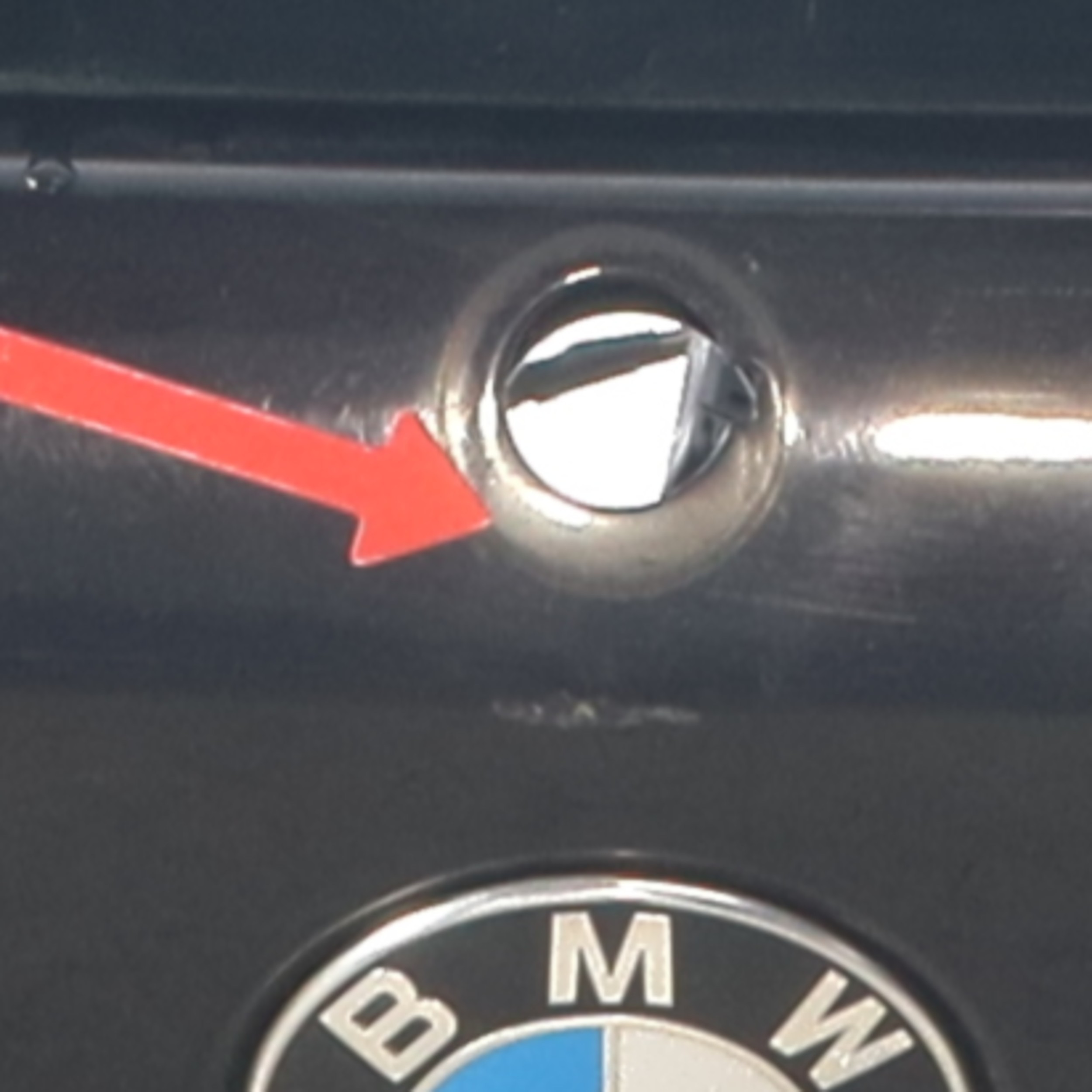 Malle/Hayon arriere pour BMW X1 E84 PHASE 1 Malle/Hayon arriere pour BMW X1 E84 PHASE 1