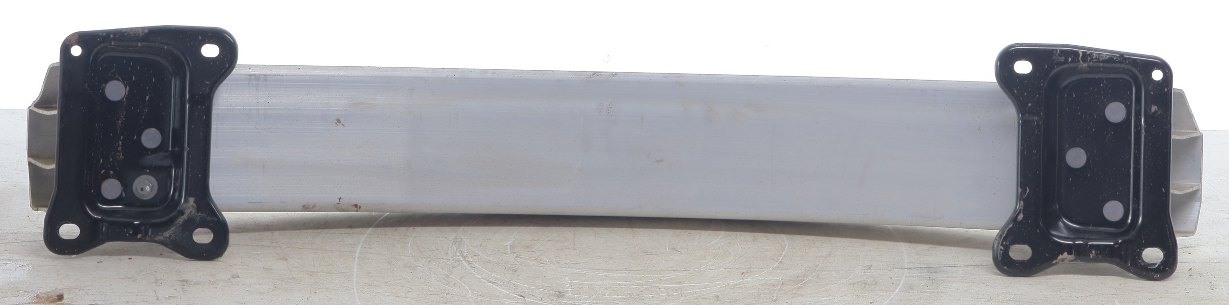 Renfort pare choc arriere (traverse) pour TESLA MODEL Y 5YJY 1 Renfort pare choc arriere (traverse) pour TESLA MODEL Y 5YJY 1