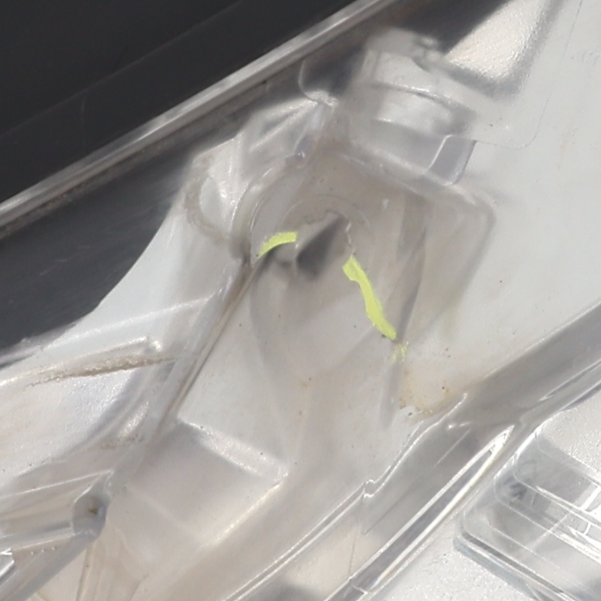 Optique avant principal gauche (feux)(phare) pour MERCEDES CLASSE E 207 PHASE 1 COUPE Optique avant principal gauche (feux)(phare) pour MERCEDES CLASSE E 207 PHASE 1 COUPE