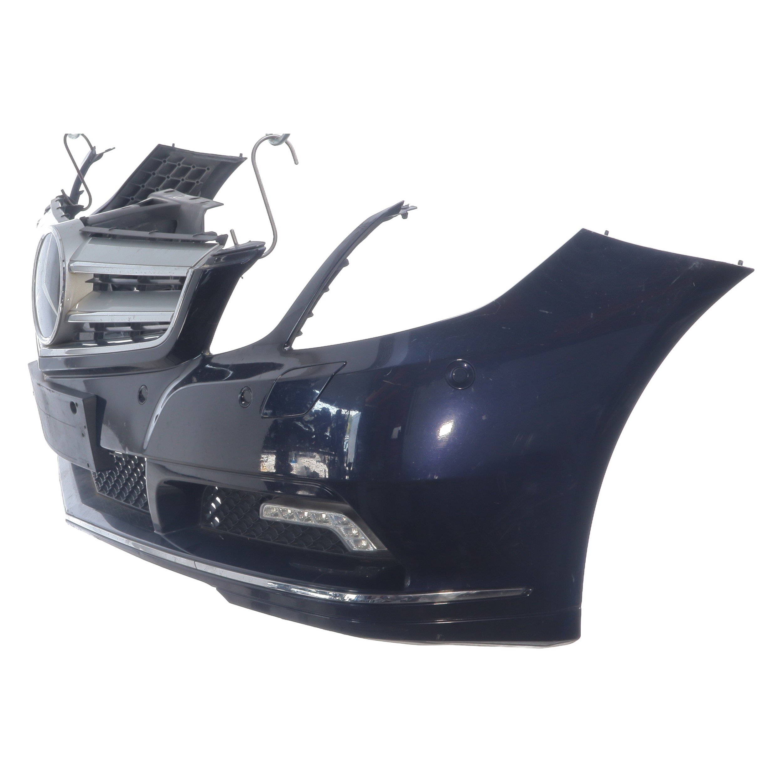 Pare choc avant pour MERCEDES CLASSE E 207 PHASE 1 COUPE Pare choc avant pour MERCEDES CLASSE E 207 PHASE 1 COUPE