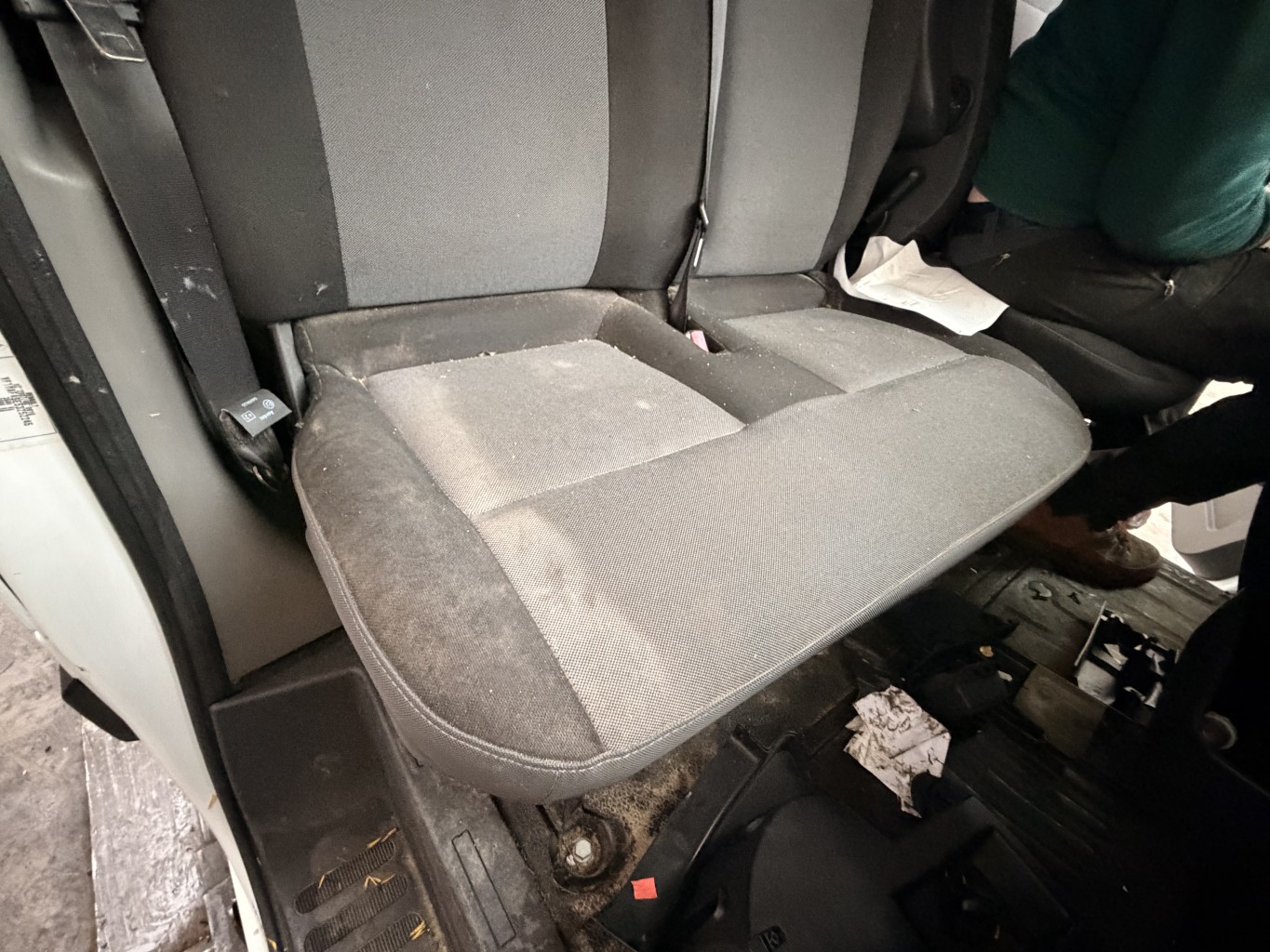 Siege avant droit (banquette double) pour RENAULT MASTER 3 PHASE 2 Siege avant droit (banquette double) pour RENAULT MASTER 3 PHASE 2