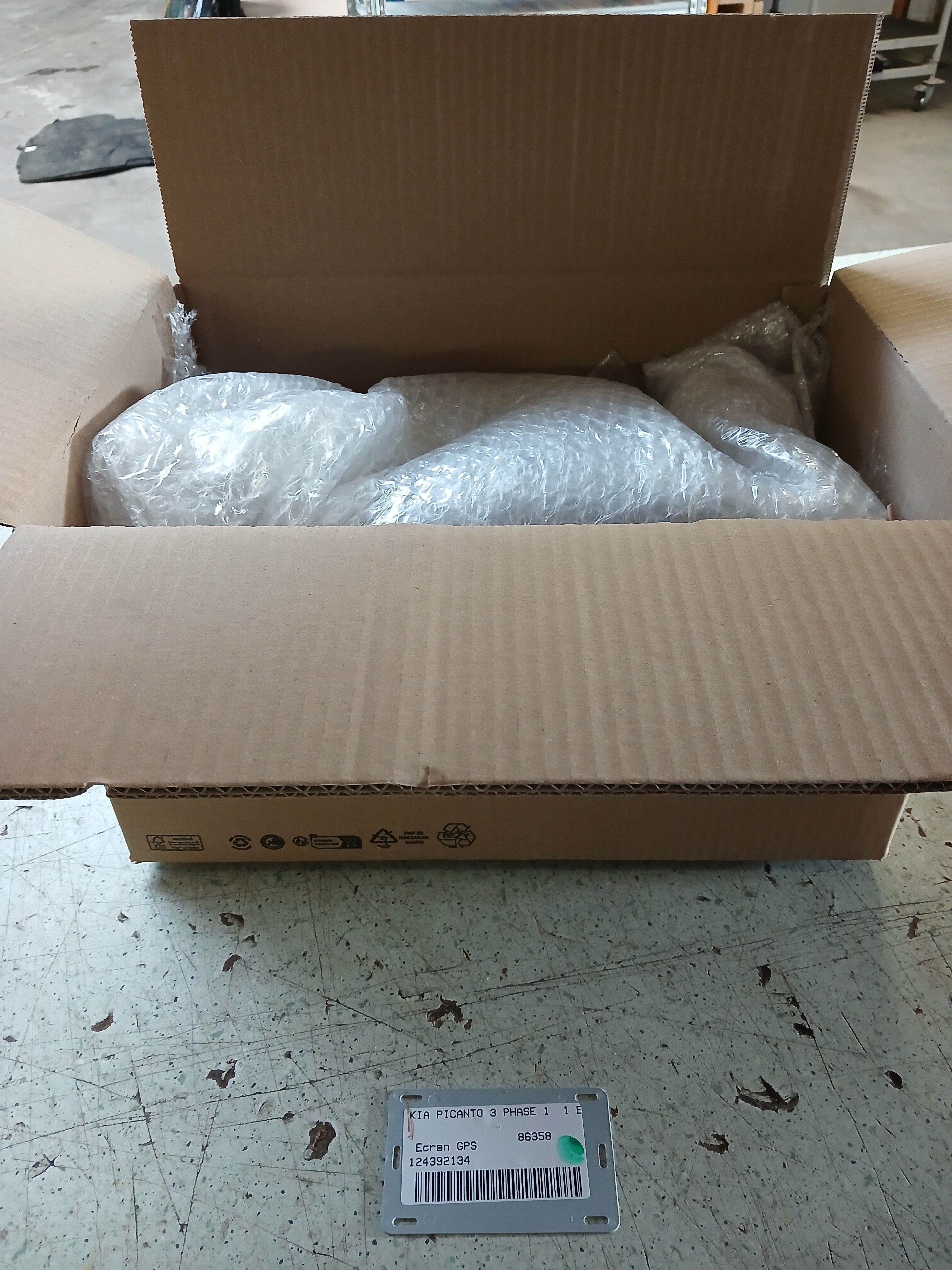 Ecran GPS pour KIA PICANTO 3 PHASE 1 Ecran GPS pour KIA PICANTO 3 PHASE 1