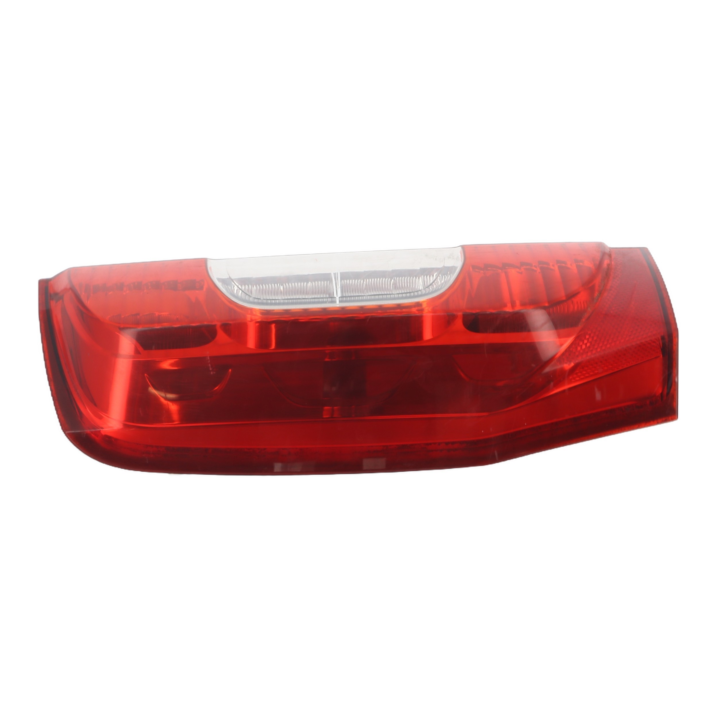 Feu arriere principal gauche (feux) pour PEUGEOT BIPPER Feu arriere principal gauche (feux) pour PEUGEOT BIPPER