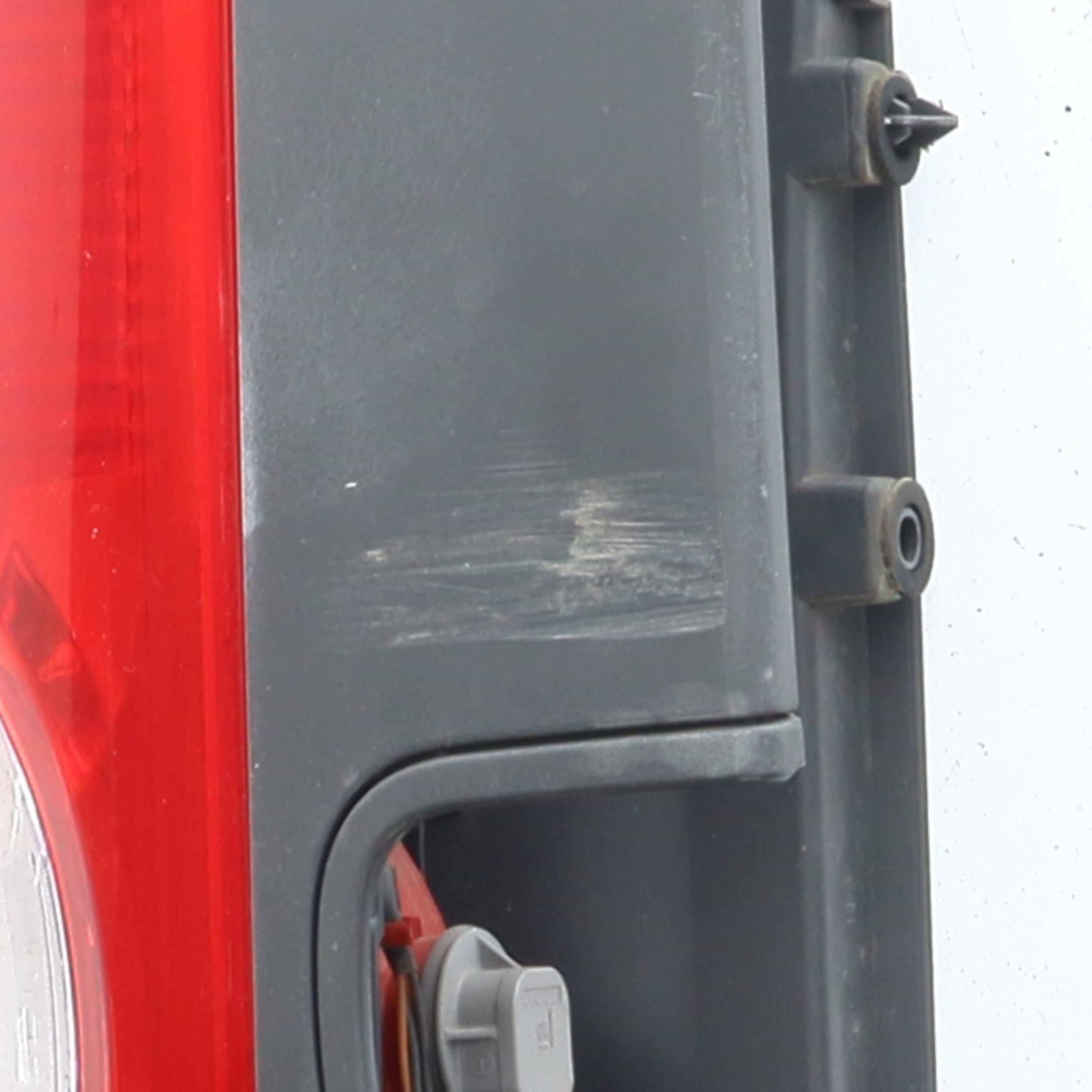 Feu arriere principal droit (feux) pour RENAULT TRAFIC 2 PHASE 2 Feu arriere principal droit (feux) pour RENAULT TRAFIC 2 PHASE 2