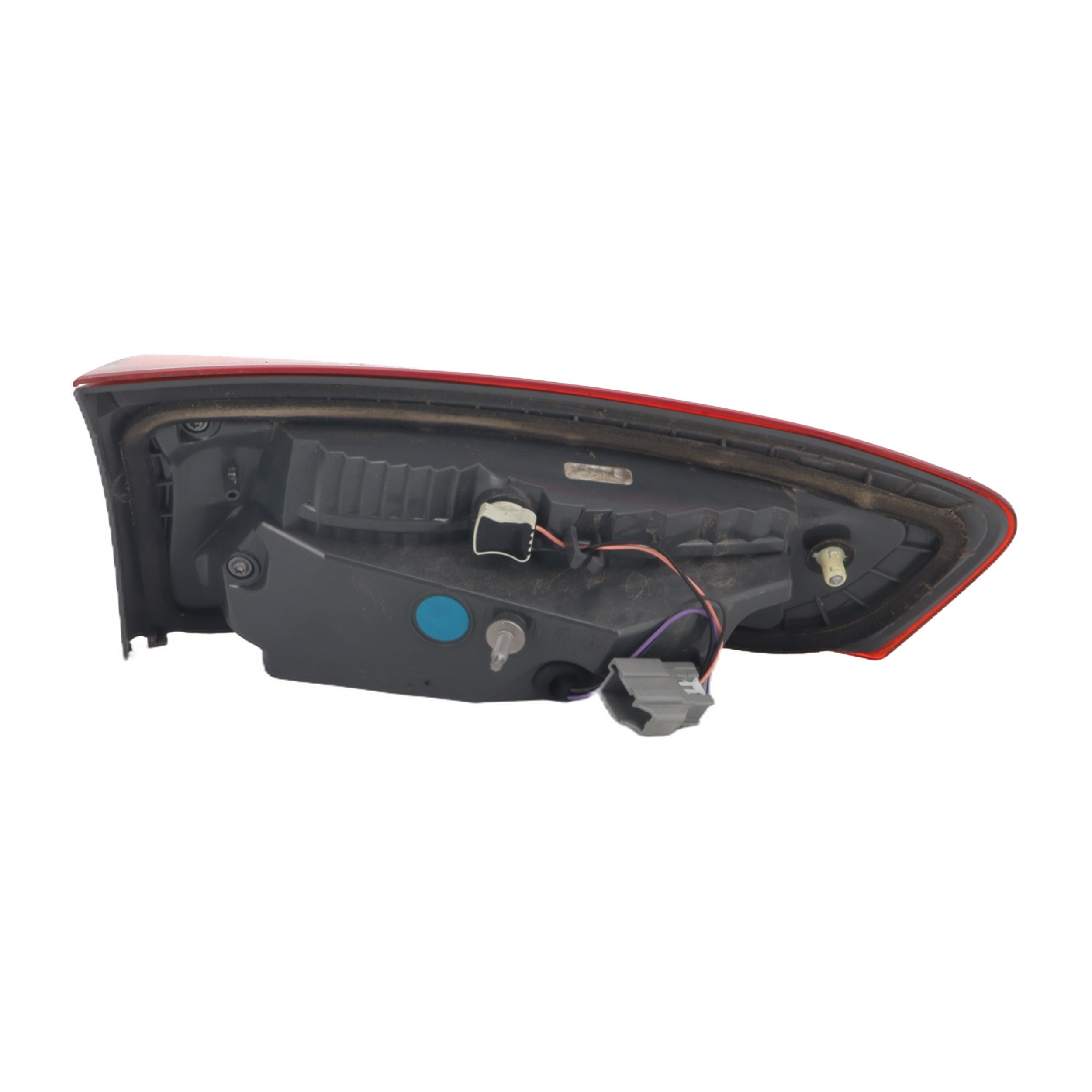 Feu arriere secondaire droit (feux) pour FORD FOCUS 4 PHASE 1 BREAK Feu arriere secondaire droit (feux) pour FORD FOCUS 4 PHASE 1 BREAK