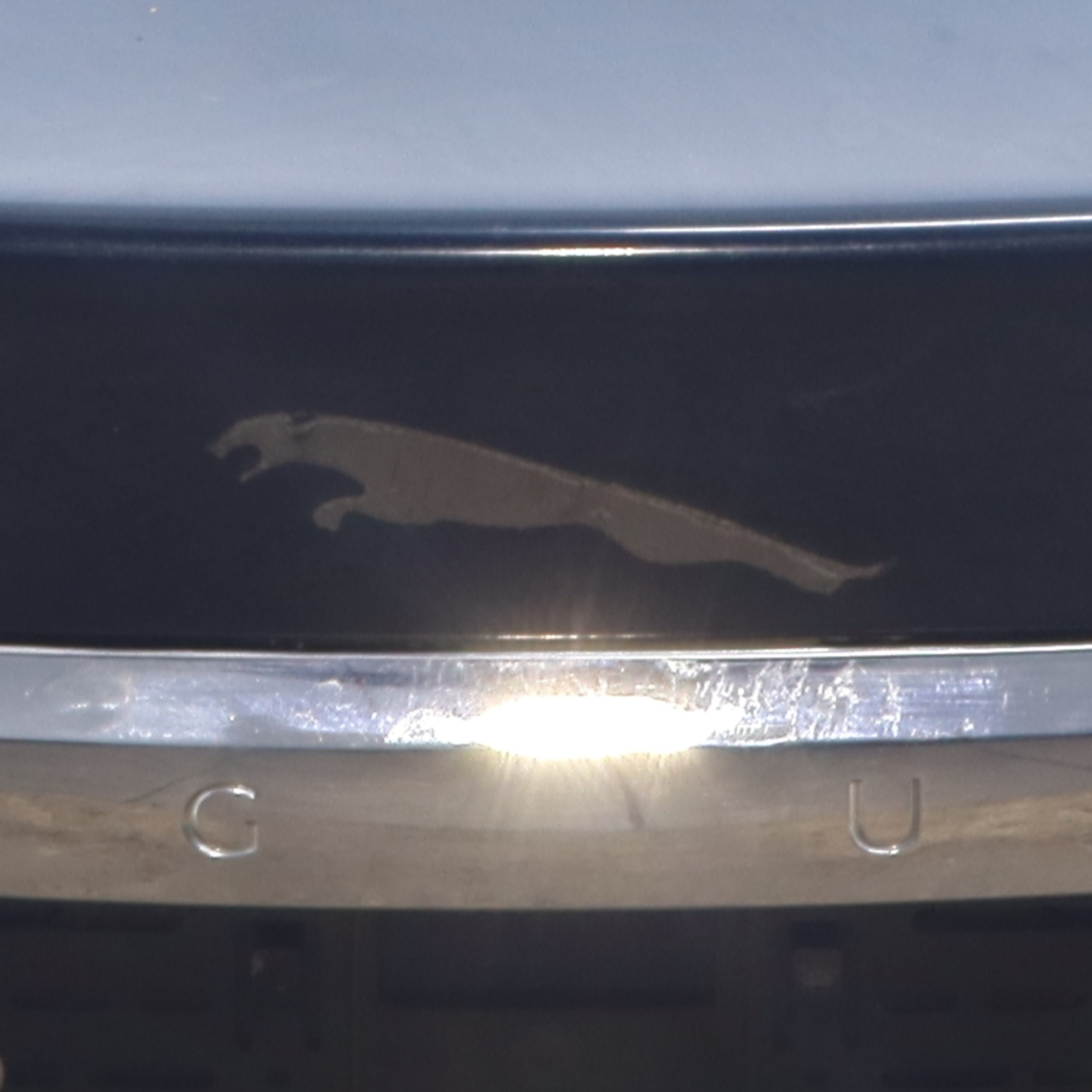 Malle/Hayon arriere pour JAGUAR XF Malle/Hayon arriere pour JAGUAR XF