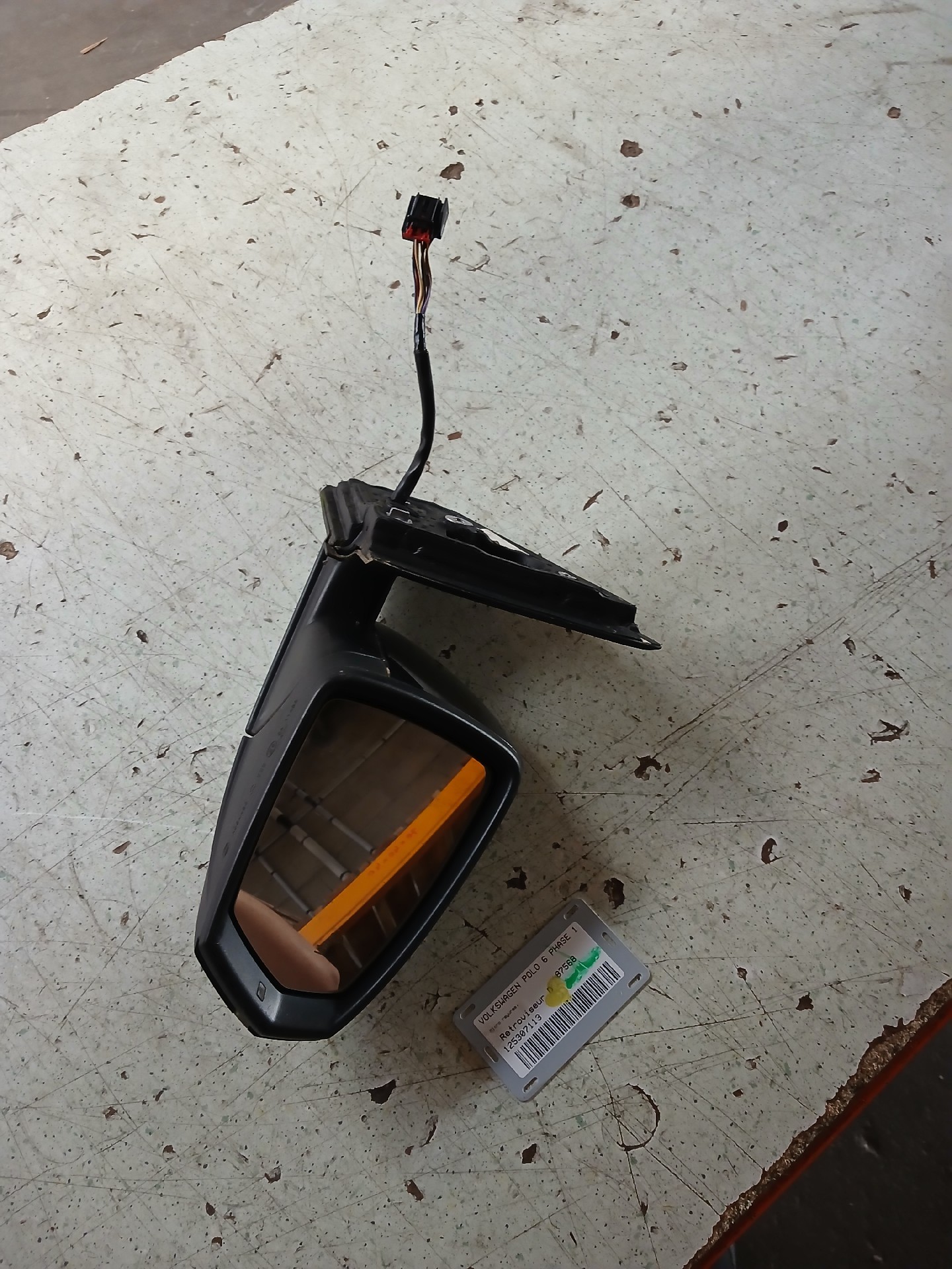 Retroviseur droit pour VOLKSWAGEN POLO 6 PHASE 1 Retroviseur droit pour VOLKSWAGEN POLO 6 PHASE 1