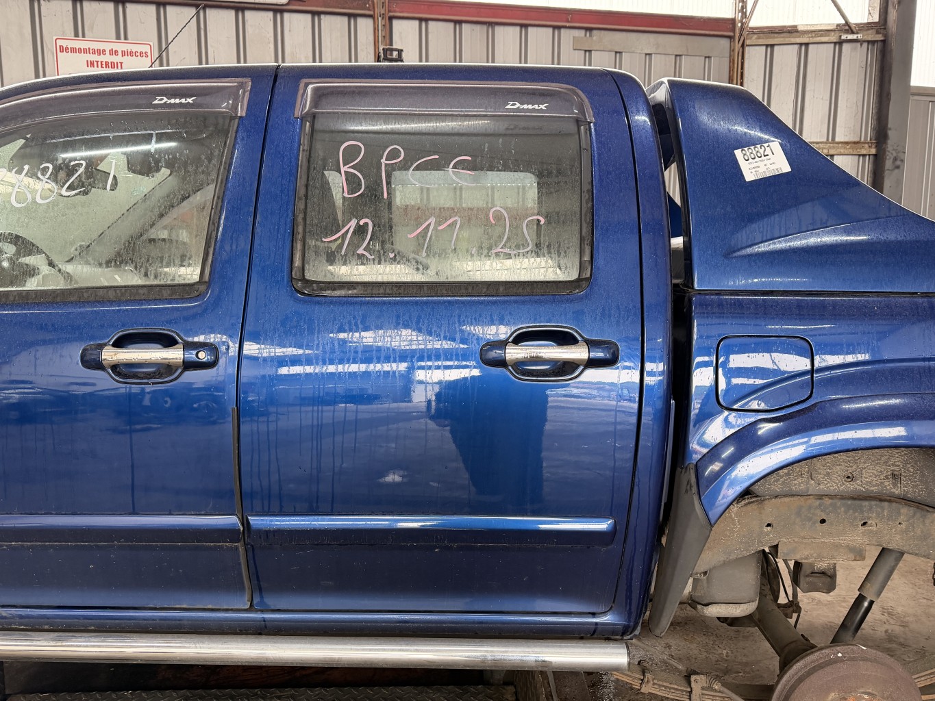 Porte arriere gauche pour ISUZU D-MAX 1 PHASE 2 Porte arriere gauche pour ISUZU D-MAX 1 PHASE 2