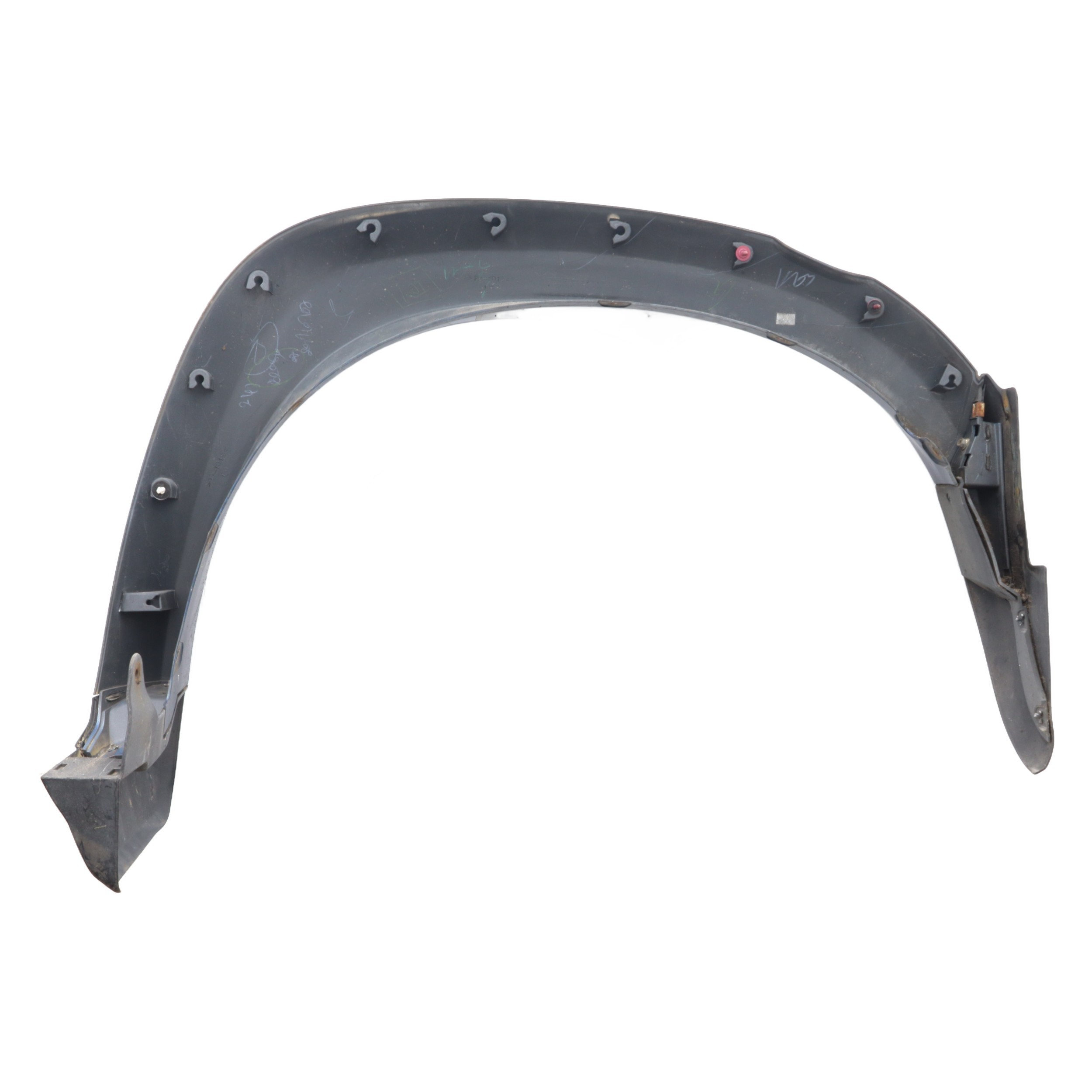 Extension d'aile arriere gauche pour ISUZU D-MAX 1 PHASE 2 Extension d'aile arriere gauche pour ISUZU D-MAX 1 PHASE 2