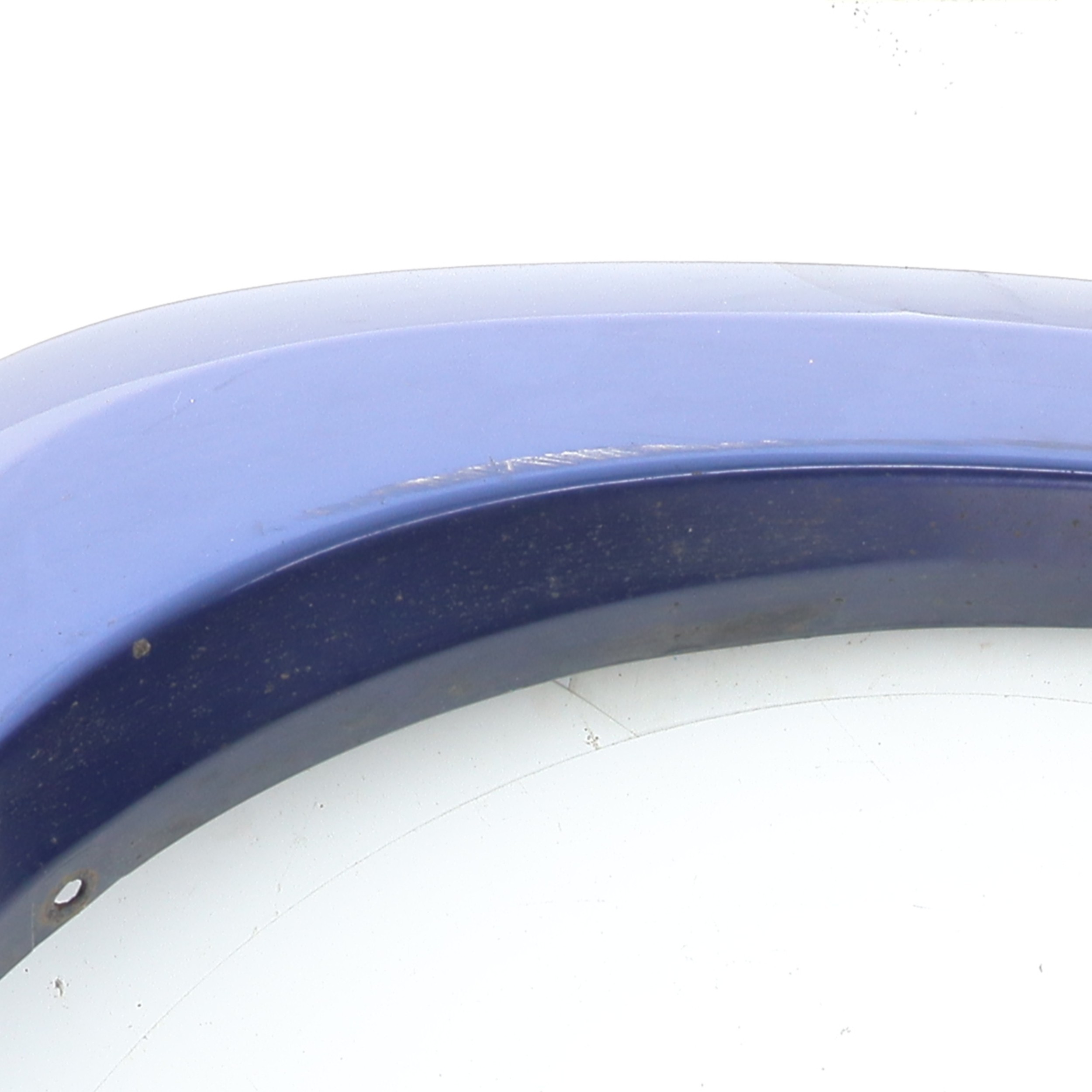 Extension d'aile arriere droit pour ISUZU D-MAX 1 PHASE 2 Extension d'aile arriere droit pour ISUZU D-MAX 1 PHASE 2