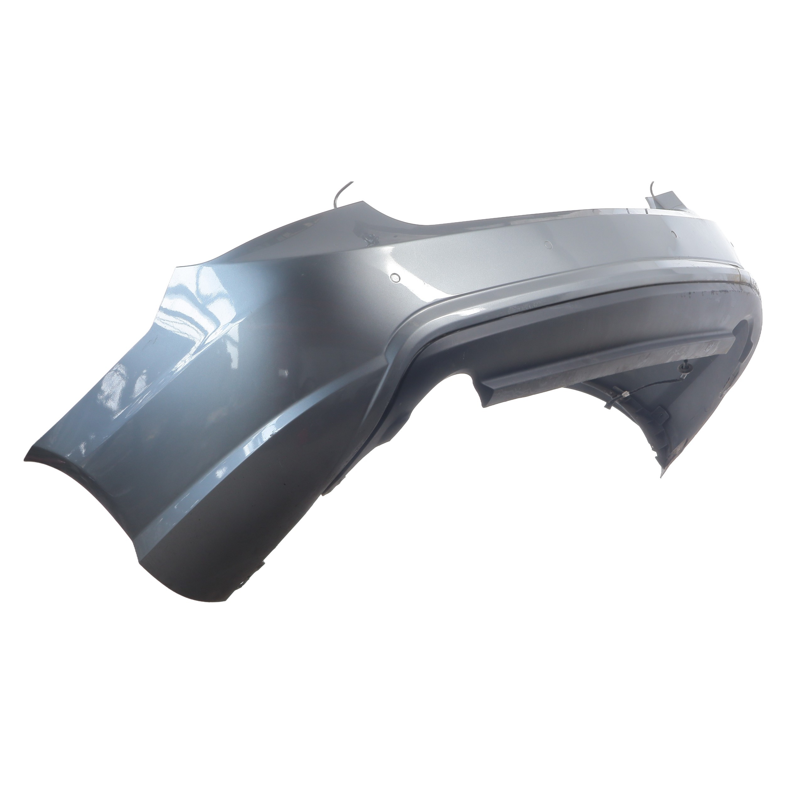Pare choc arriere pour MERCEDES CLASSE E 207 PHASE 1 COUPE Pare choc arriere pour MERCEDES CLASSE E 207 PHASE 1 COUPE