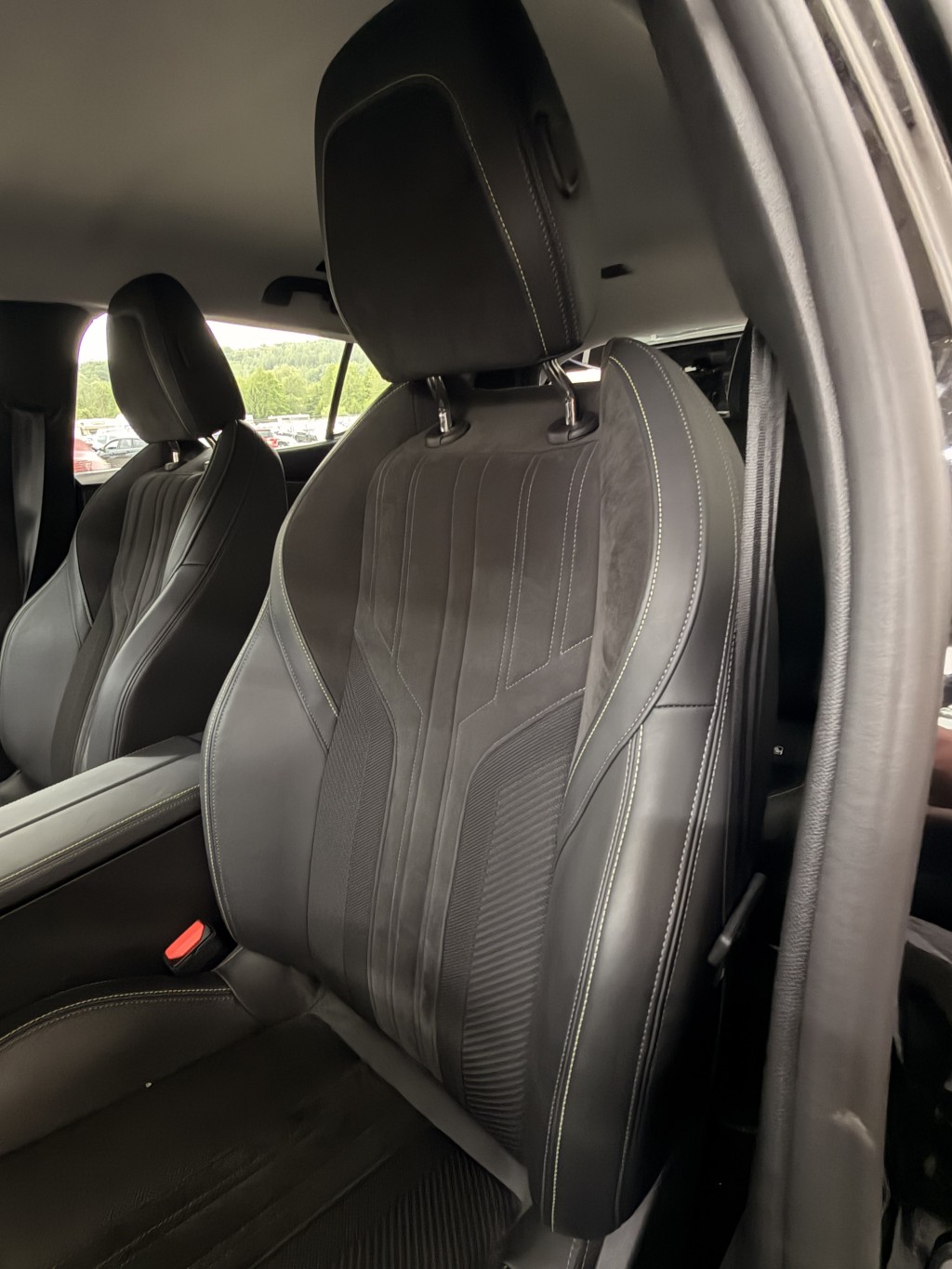 Siege avant gauche pour PEUGEOT 408 Siege avant gauche pour PEUGEOT 408