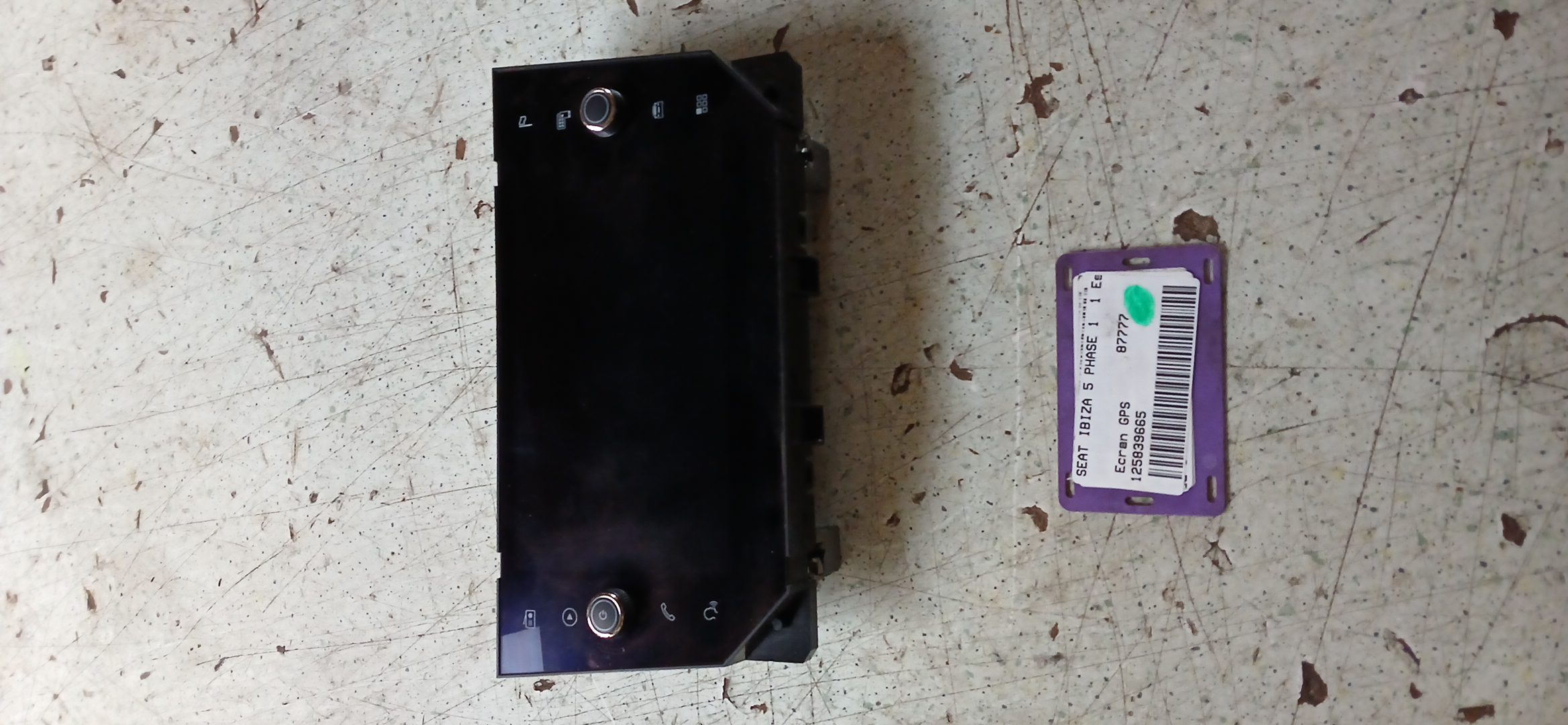 Ecran GPS pour SEAT IBIZA 5 PHASE 1 Ecran GPS pour SEAT IBIZA 5 PHASE 1
