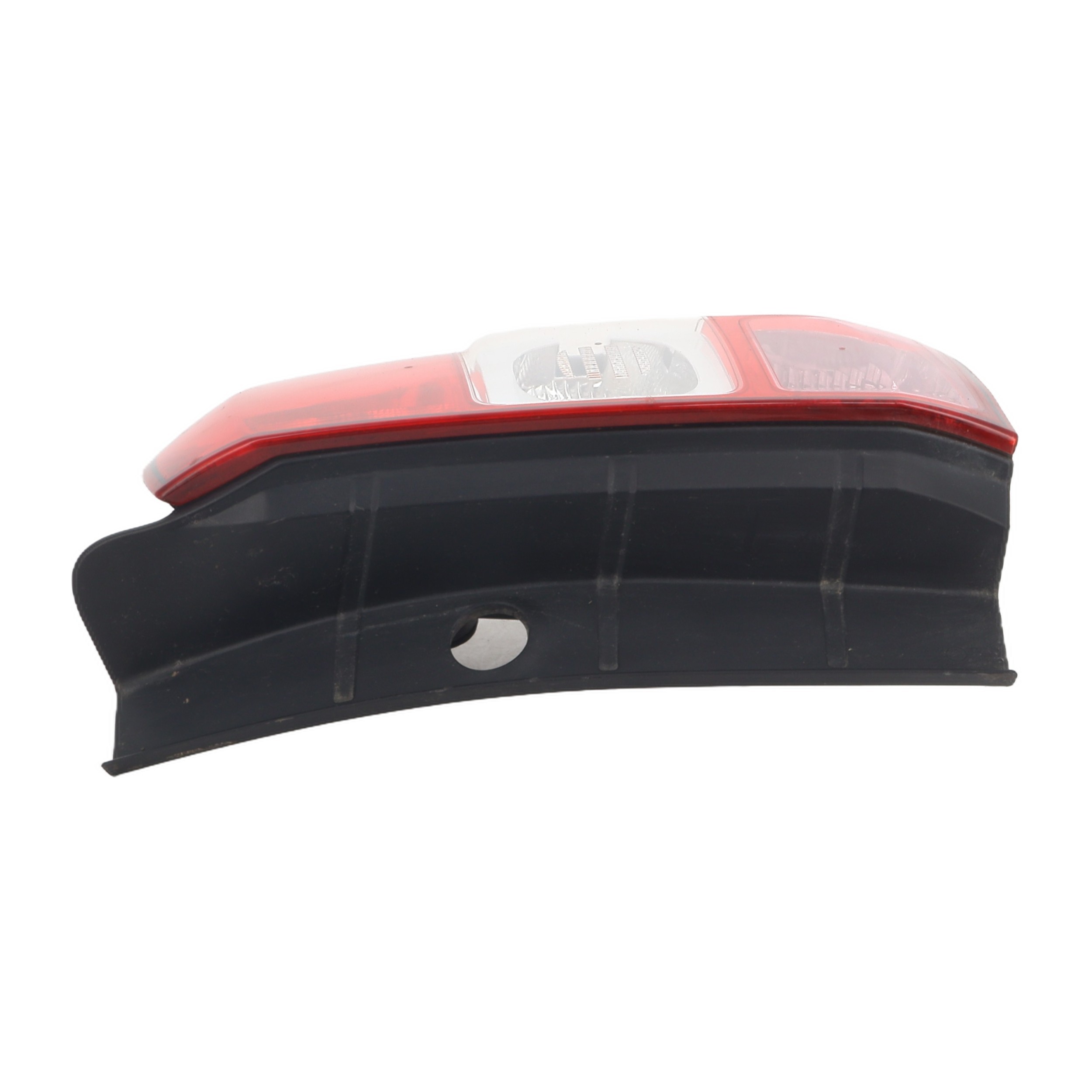 Feu arriere principal droit (feux) pour DACIA DUSTER PHASE 2 Feu arriere principal droit (feux) pour DACIA DUSTER PHASE 2