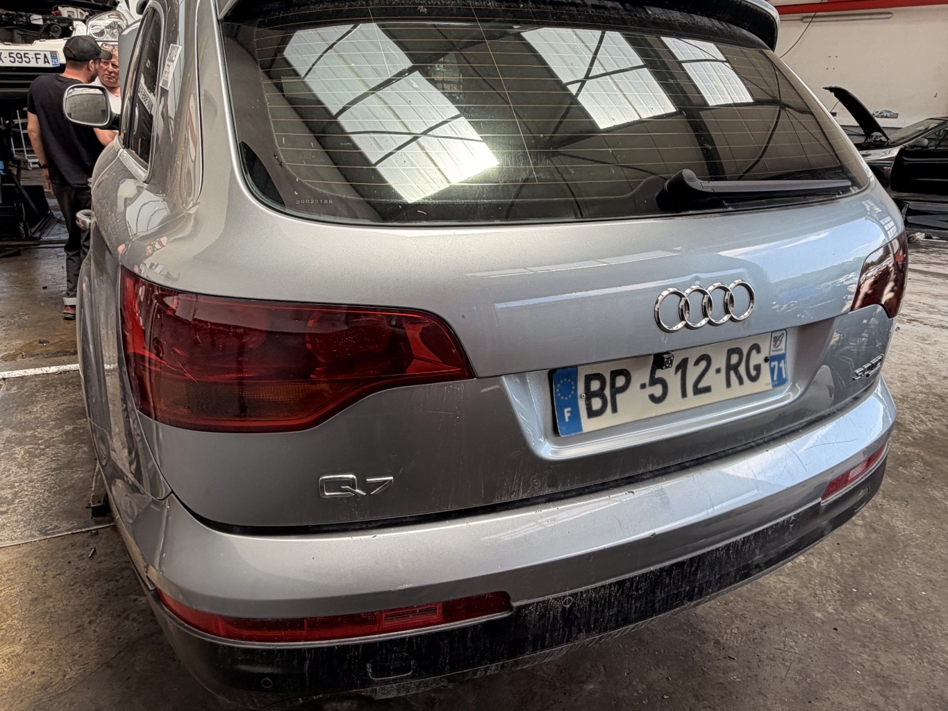 Malle/Hayon arriere pour AUDI Q7 1 PHASE 1 Malle/Hayon arriere pour AUDI Q7 1 PHASE 1