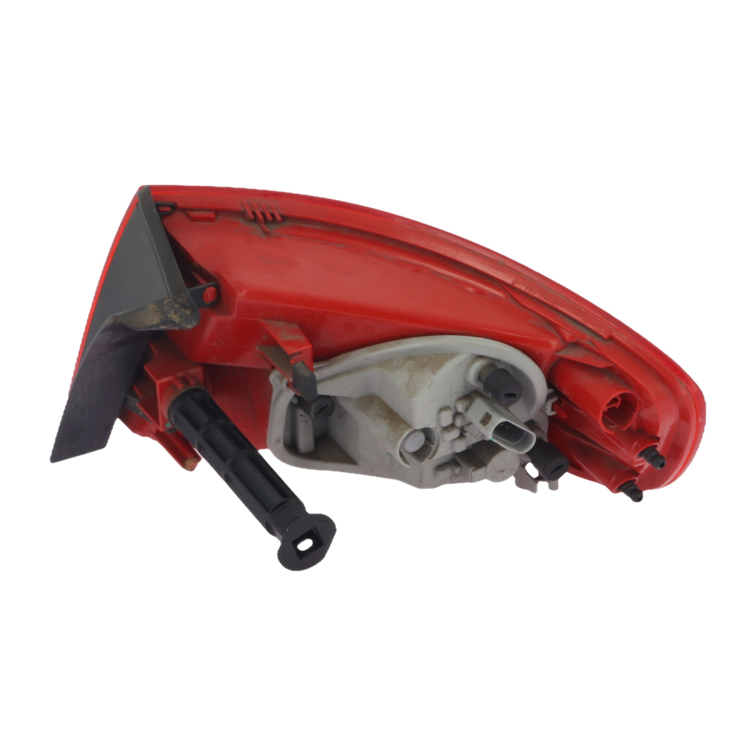 Feu arriere principal gauche (feux) pour AUDI A4 3 AVANT PHASE 1 BREAK Feu arriere principal gauche (feux) pour AUDI A4 3 AVANT PHASE 1 BREAK
