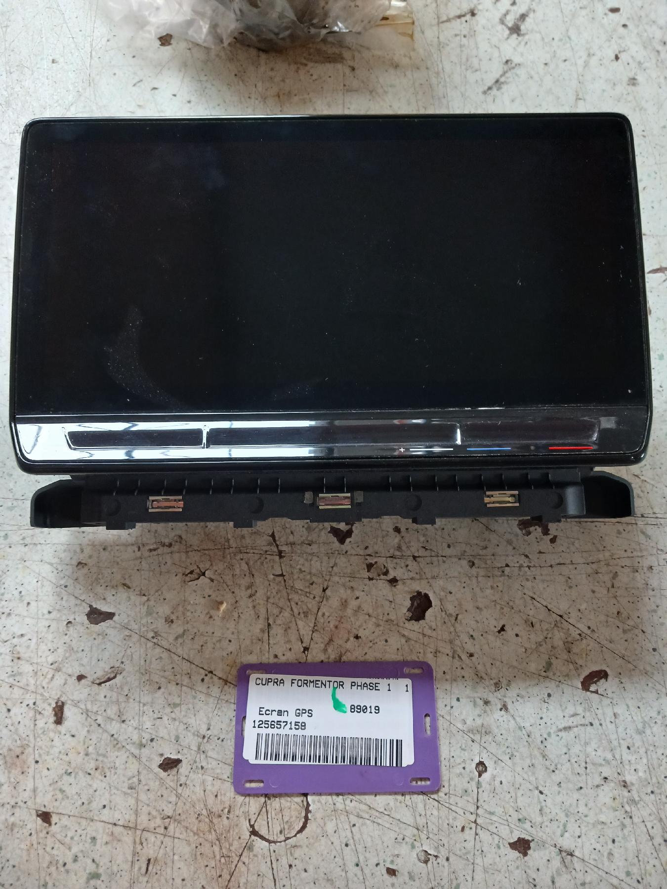 Ecran GPS pour CUPRA FORMENTOR PHASE 1 Ecran GPS pour CUPRA FORMENTOR PHASE 1