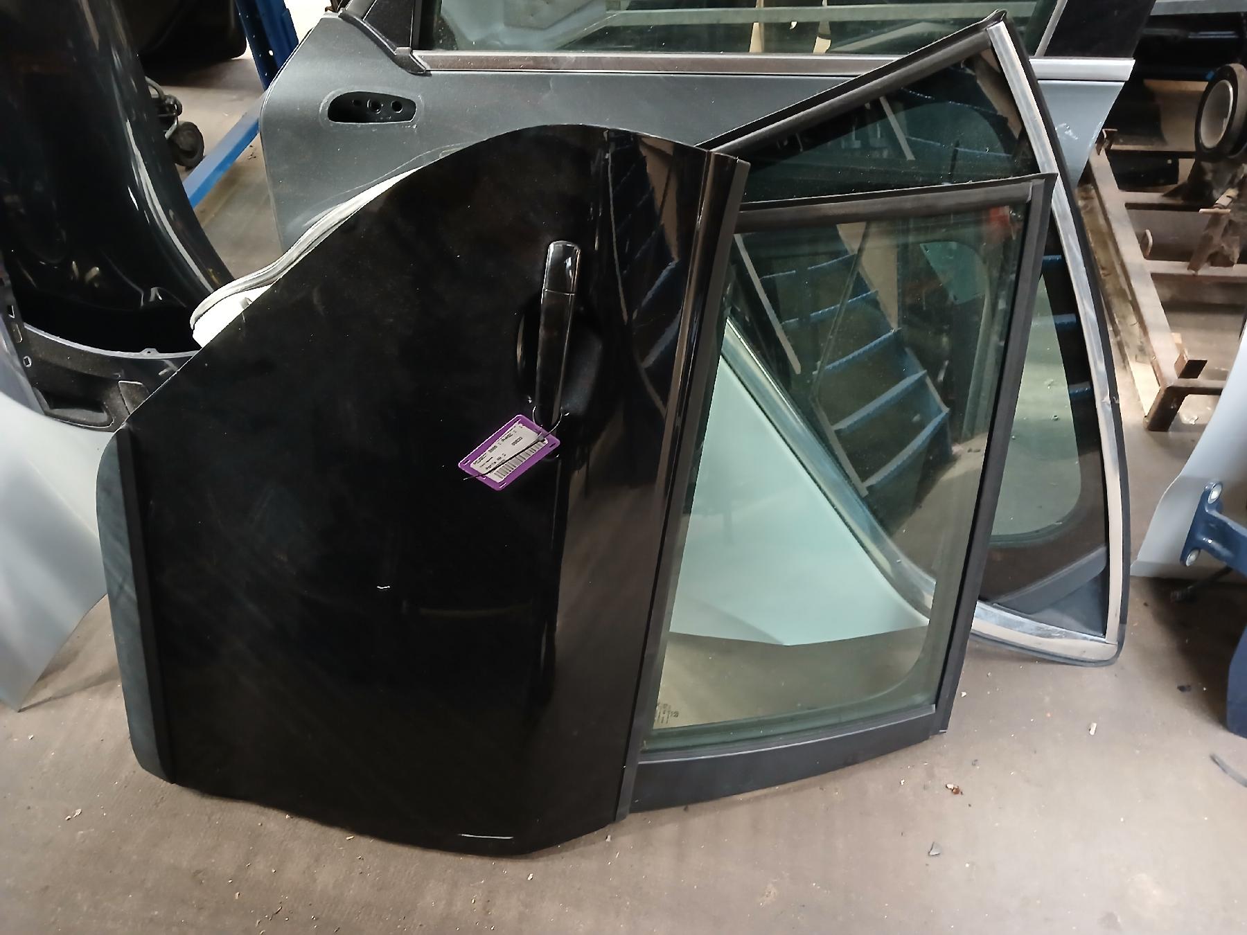 Porte arriere droit pour PEUGEOT 2008 1 PHASE 1 Porte arriere droit pour PEUGEOT 2008 1 PHASE 1