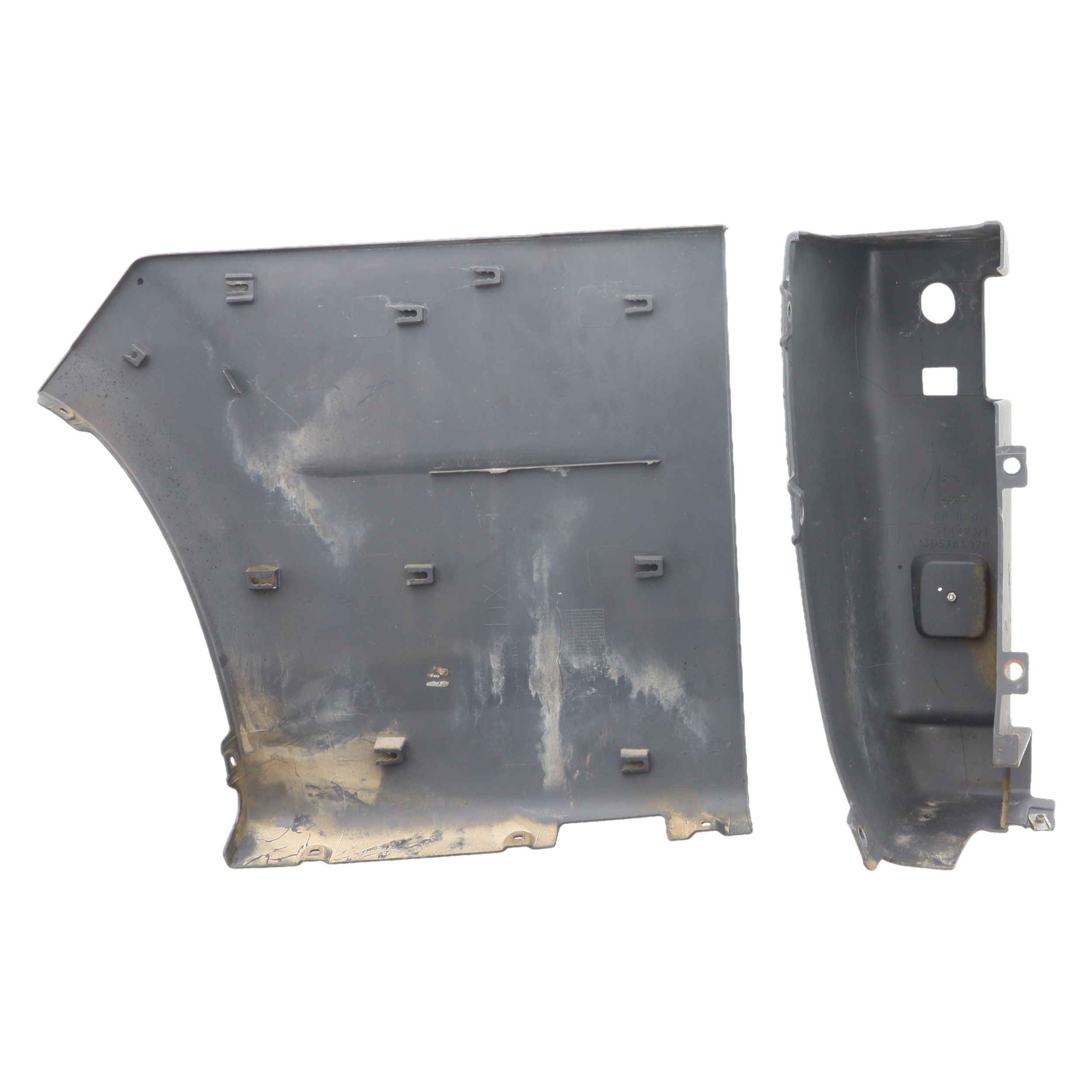 Crosse arriere droit pour PEUGEOT BOXER 3 PHASE 2 Crosse arriere droit pour PEUGEOT BOXER 3 PHASE 2