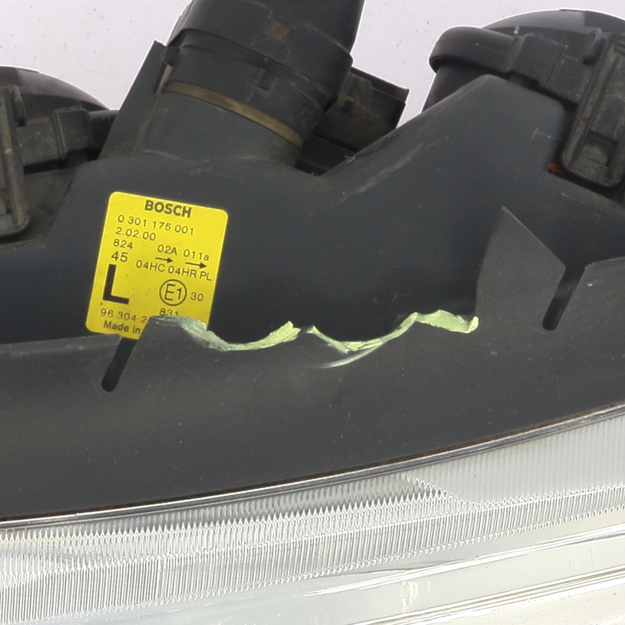 Optique avant principal gauche (feux)(phare) pour PEUGEOT 406 PHASE 2 Optique avant principal gauche (feux)(phare) pour PEUGEOT 406 PHASE 2