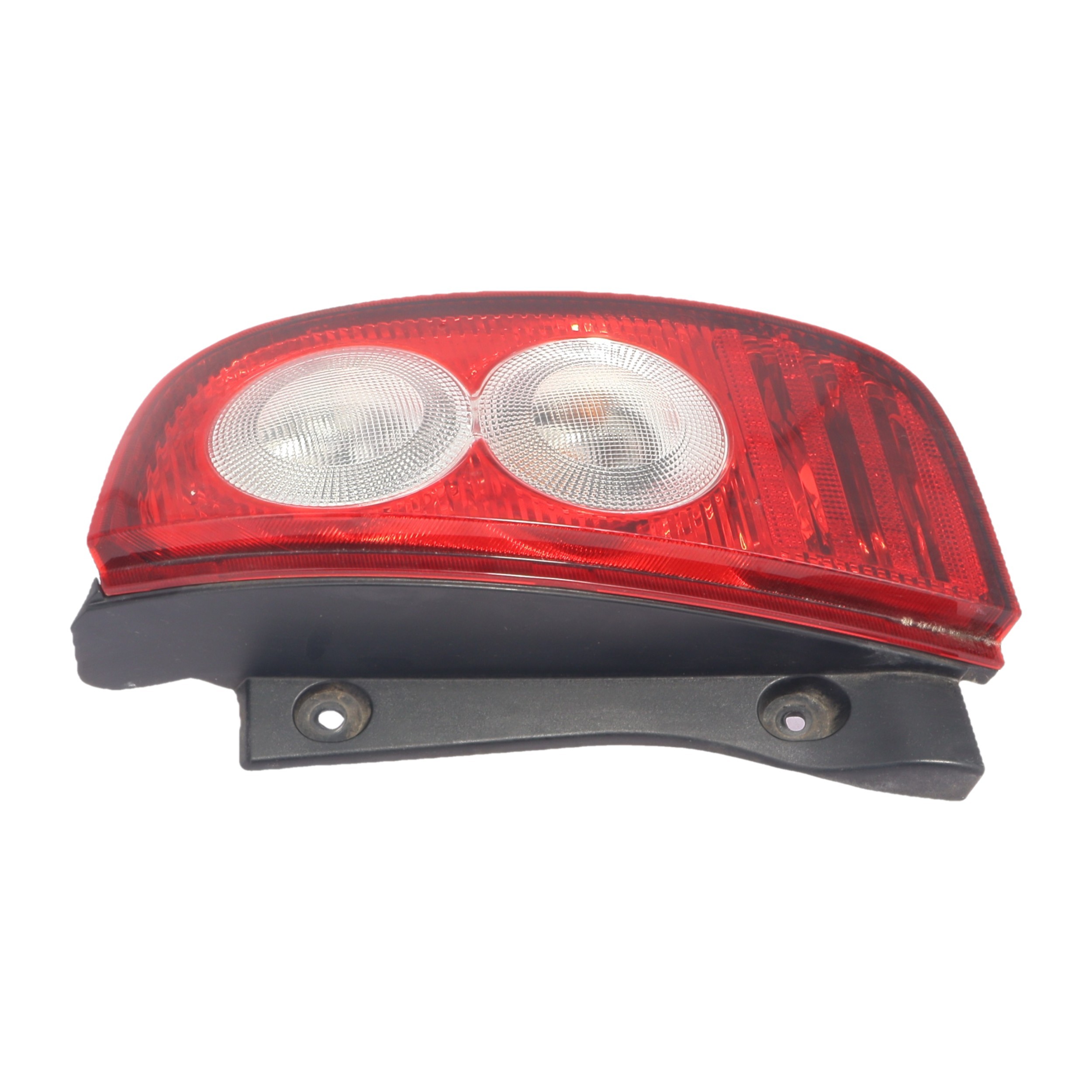 Feu arriere principal droit (feux) pour NISSAN MICRA 3 PHASE 3 Feu arriere principal droit (feux) pour NISSAN MICRA 3 PHASE 3
