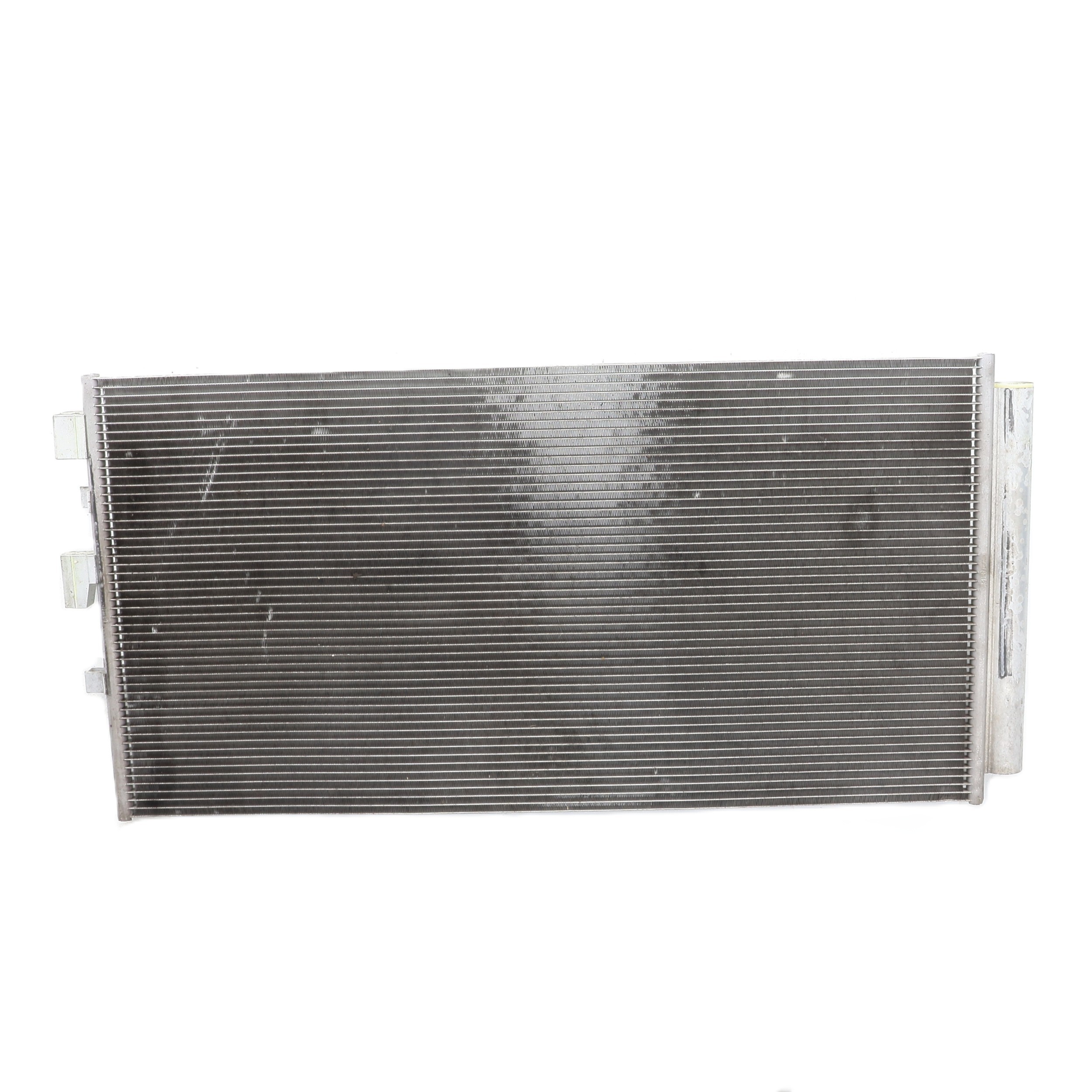 Condenseur de clim pour FORD FOCUS 4 PHASE 1 Condenseur de clim pour FORD FOCUS 4 PHASE 1