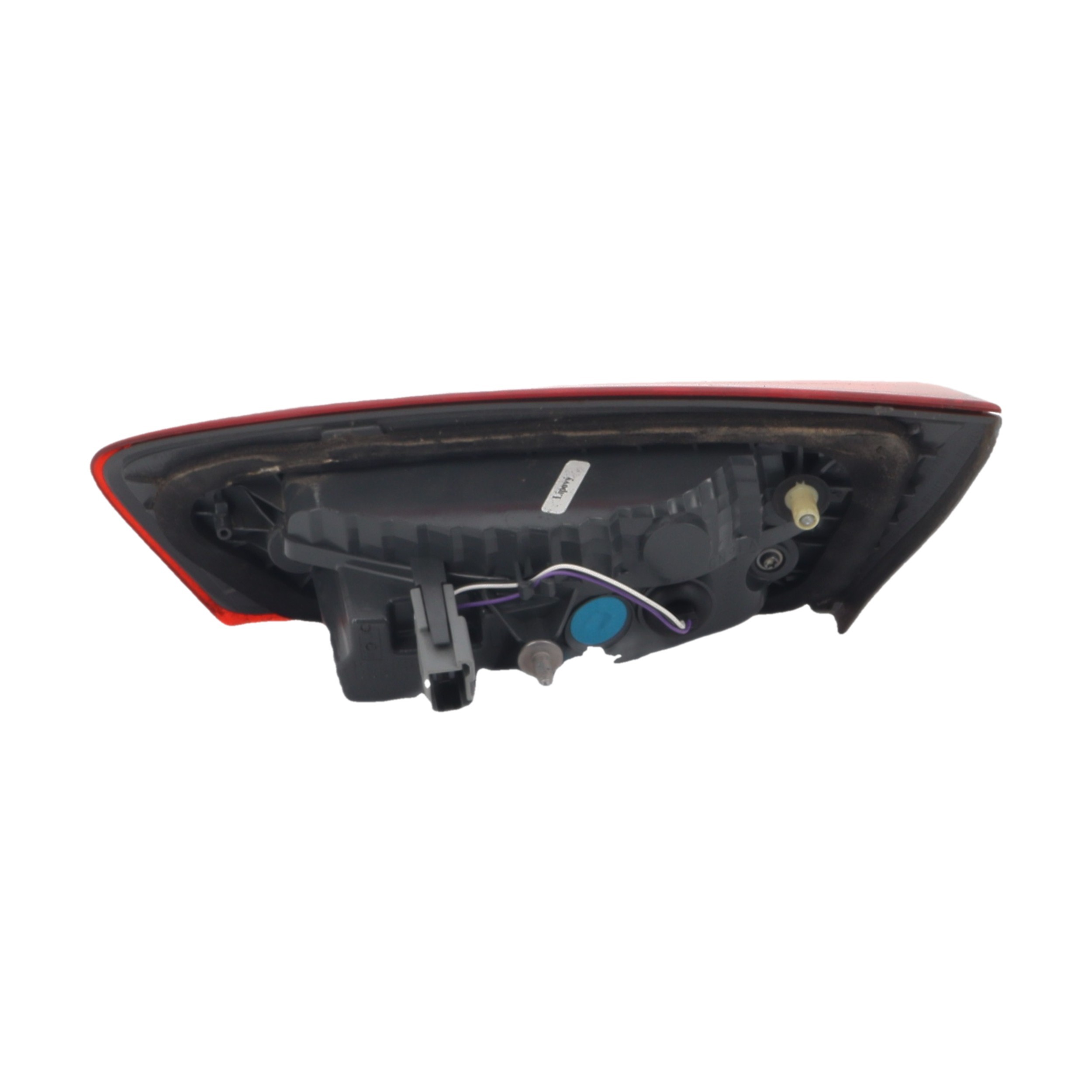 Feu arriere secondaire gauche (feux) pour FORD FOCUS 4 PHASE 1 Feu arriere secondaire gauche (feux) pour FORD FOCUS 4 PHASE 1