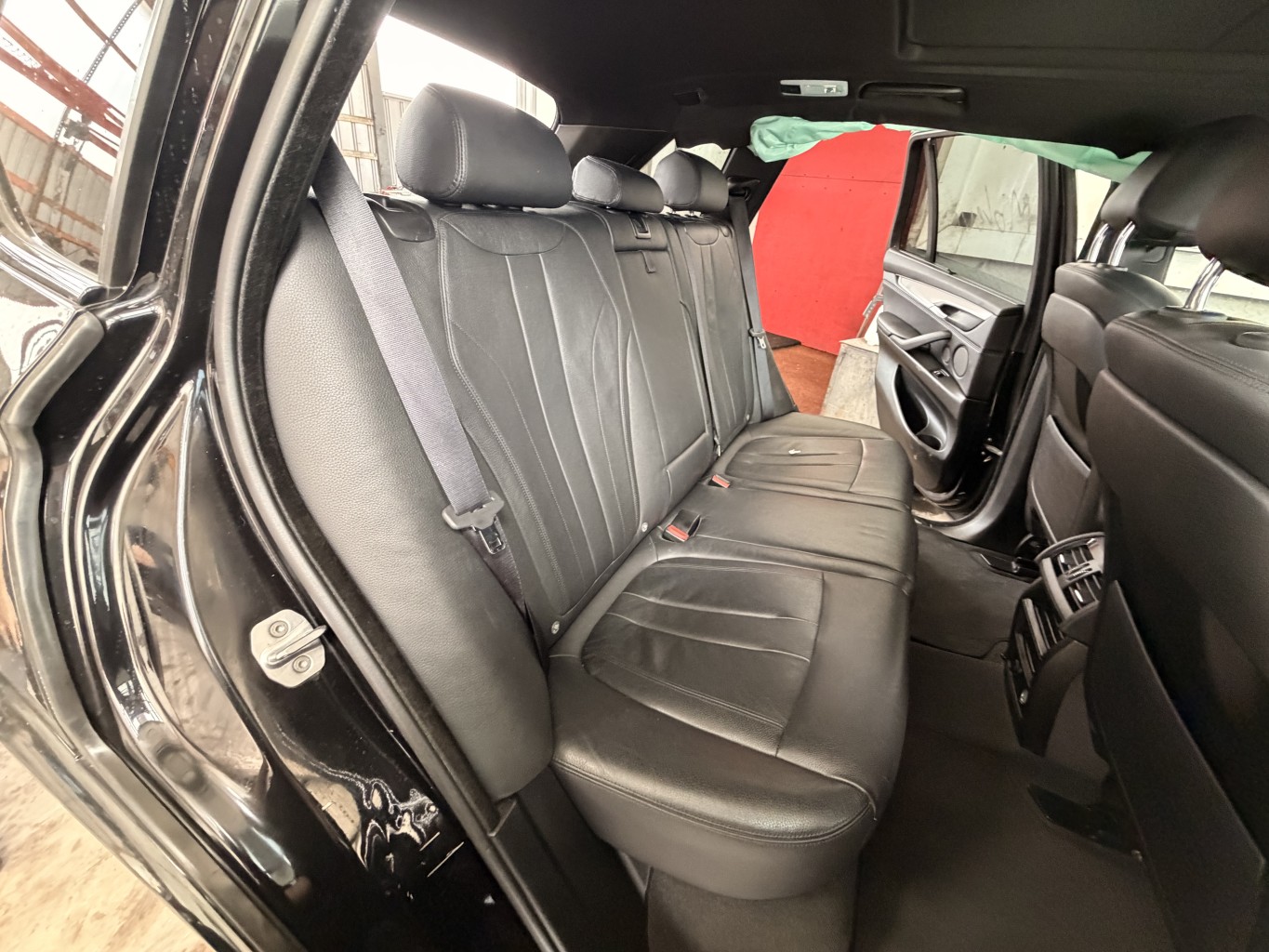 Banquette arriere (KIT DERIV VP) pour BMW X5 F15 Banquette arriere (KIT DERIV VP) pour BMW X5 F15