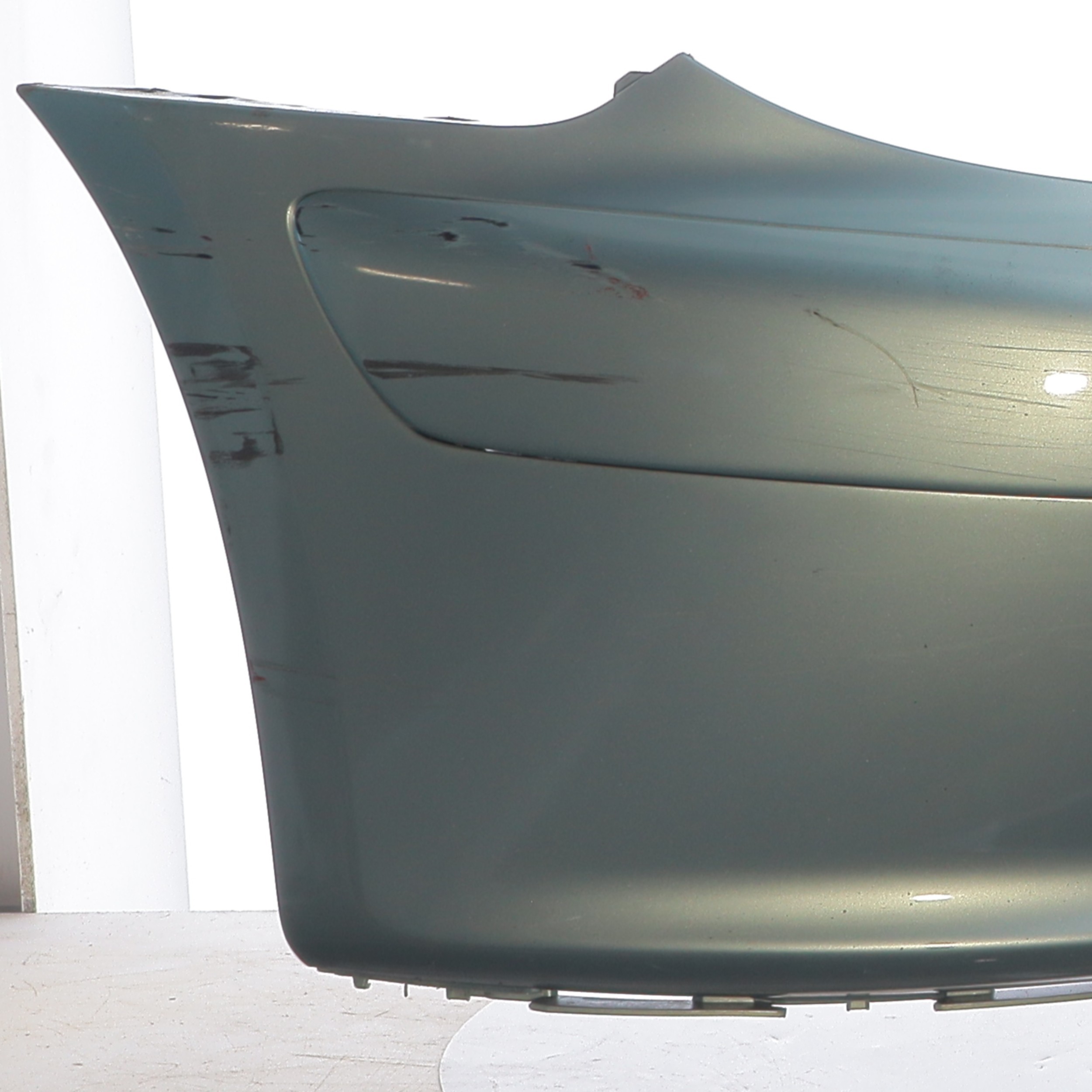 Pare choc avant pour PEUGEOT 307 PHASE 1 BREAK Pare choc avant pour PEUGEOT 307 PHASE 1 BREAK