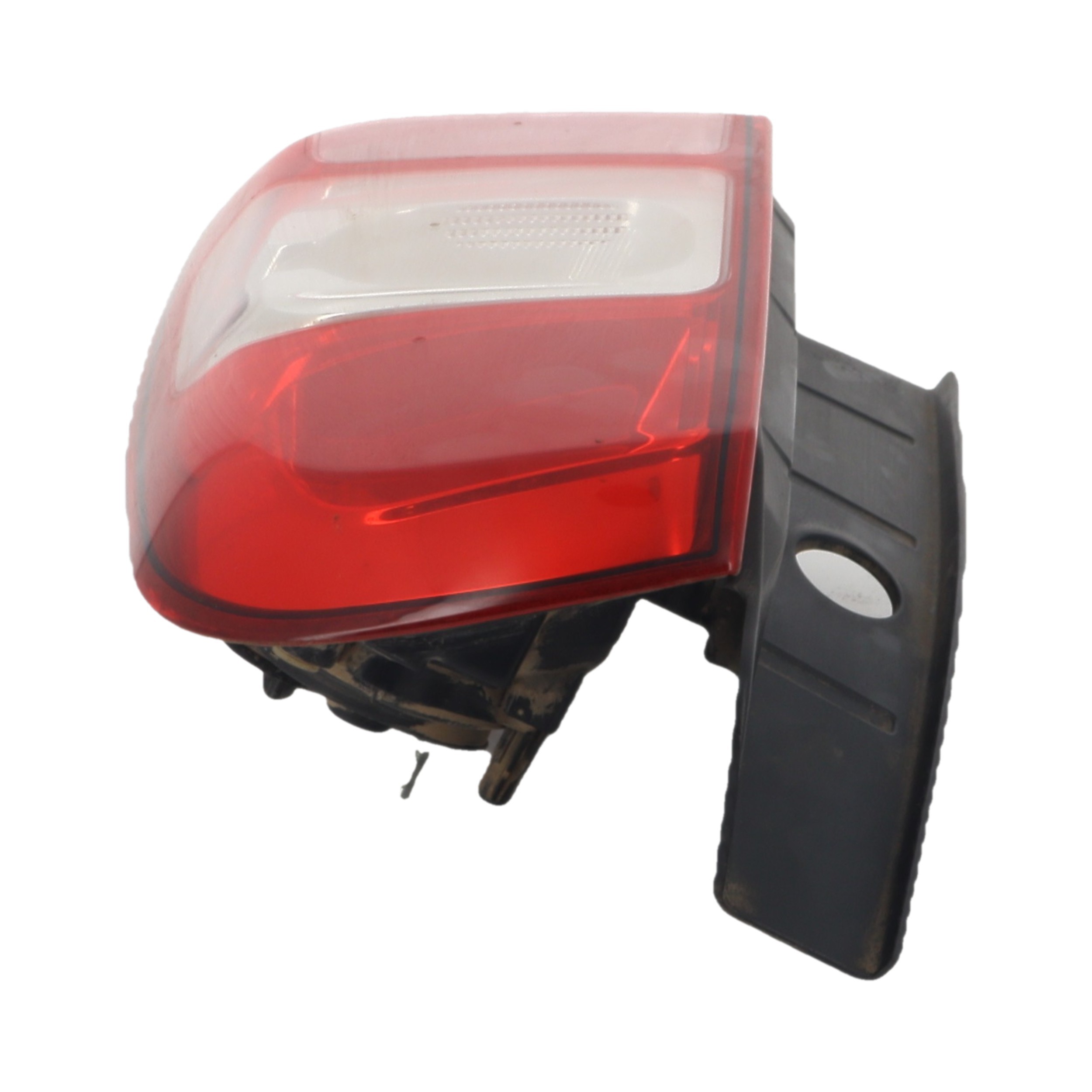Feu arriere principal droit (feux) pour DACIA DUSTER PHASE 2 Feu arriere principal droit (feux) pour DACIA DUSTER PHASE 2