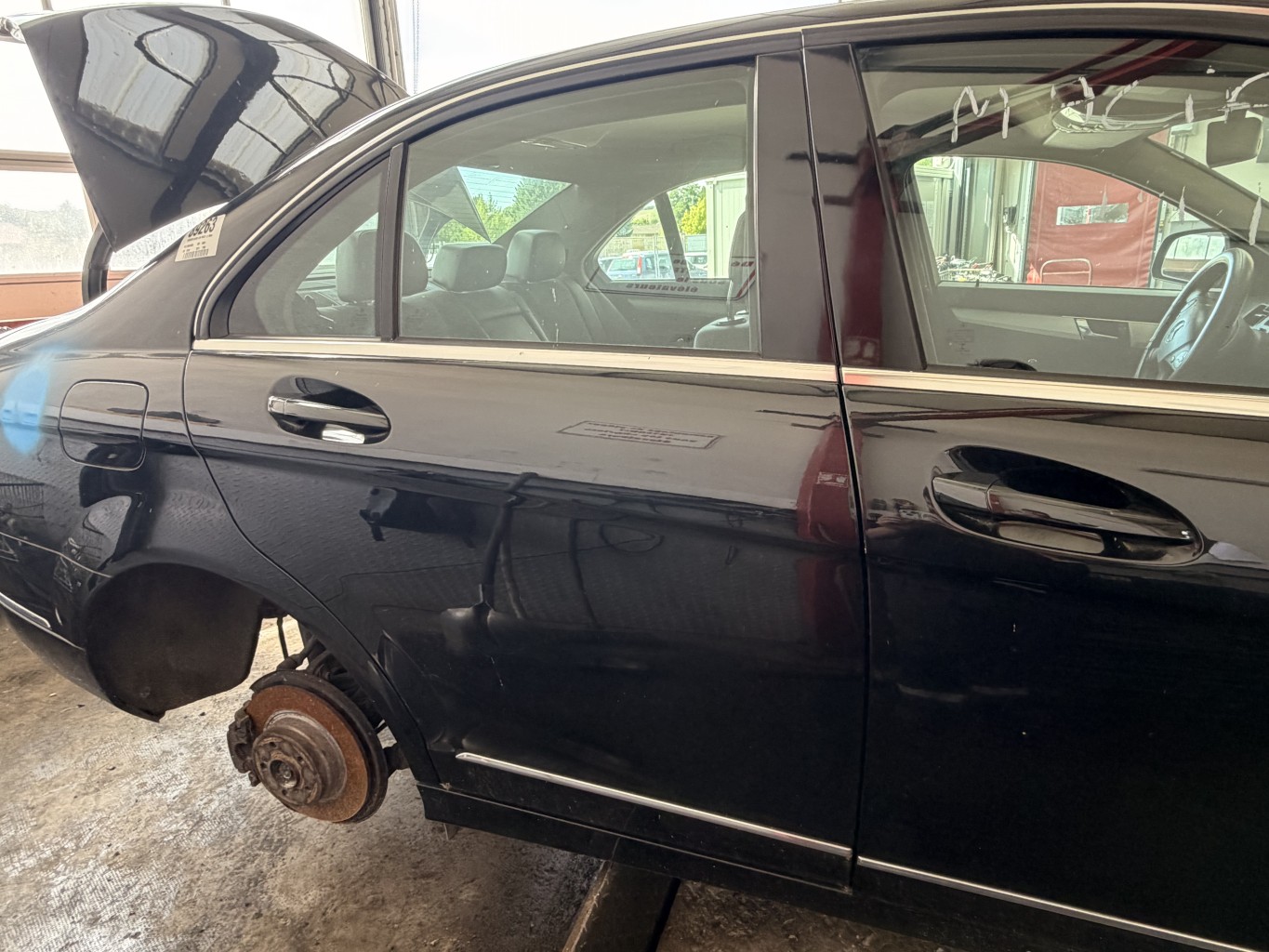 Porte arriere droit pour MERCEDES CLASSE C 204 PHASE 1 Porte arriere droit pour MERCEDES CLASSE C 204 PHASE 1